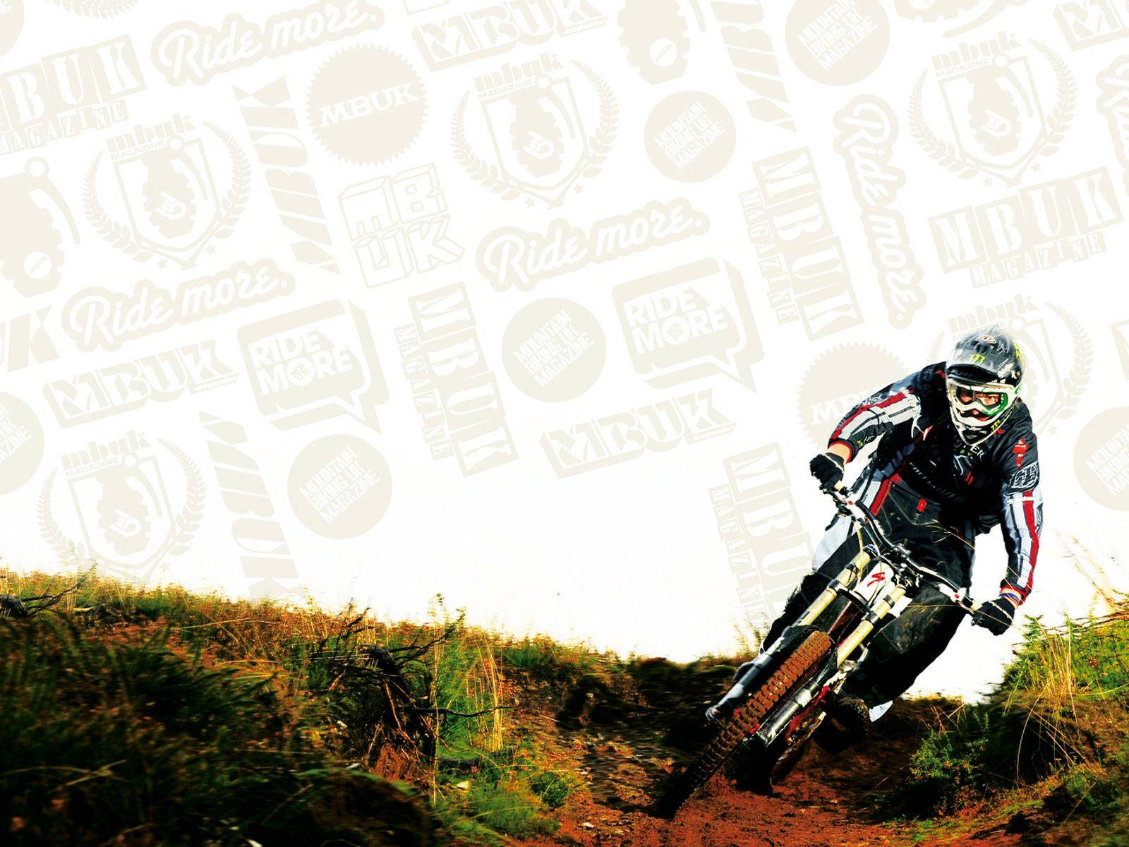 mountain biker, full gear, dirt trail, HD Desktop Wallpaper