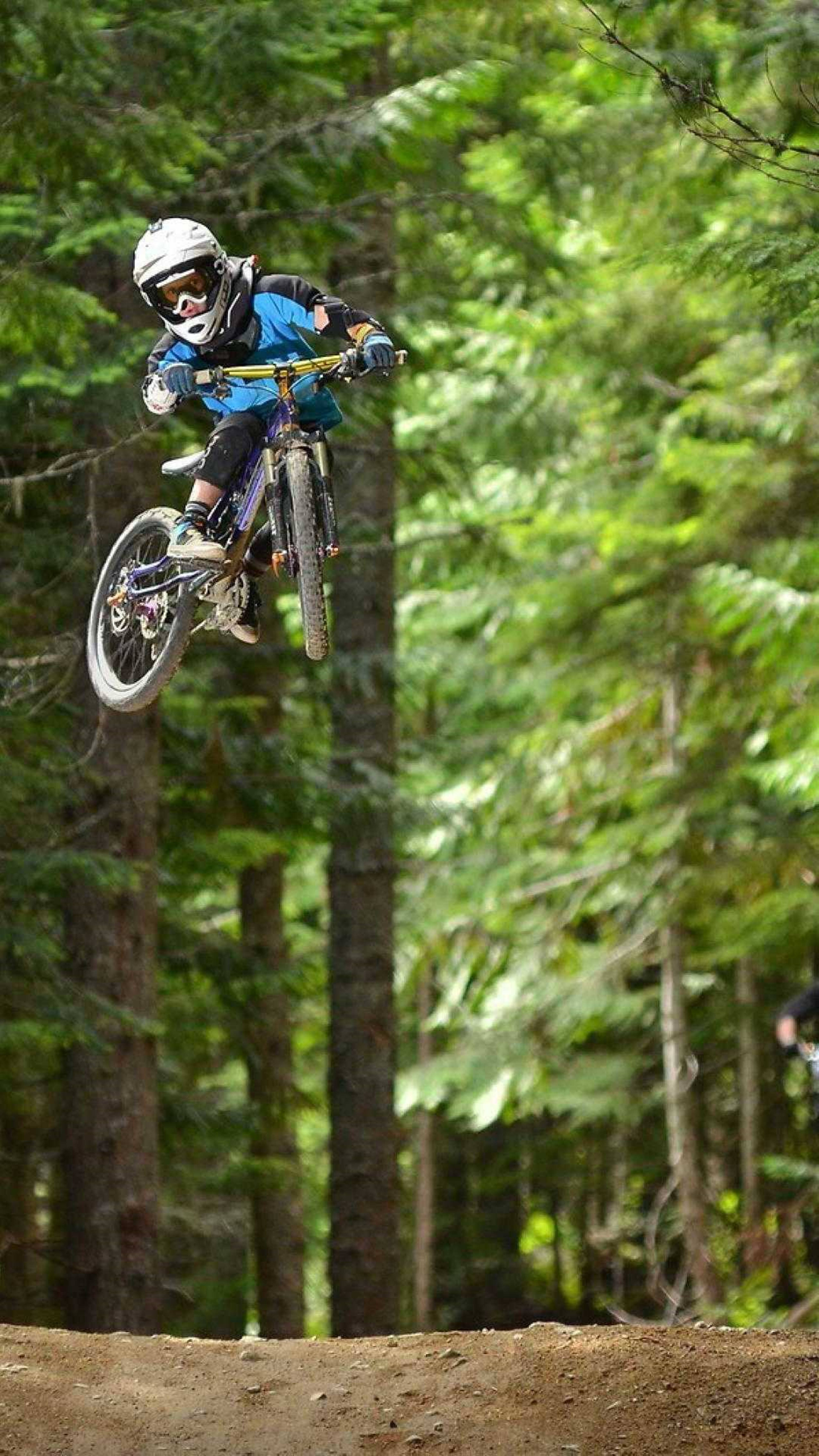 mid air slopestyle, 4K mountain bike trick, dirt jump, 5K Phone Wallpaper