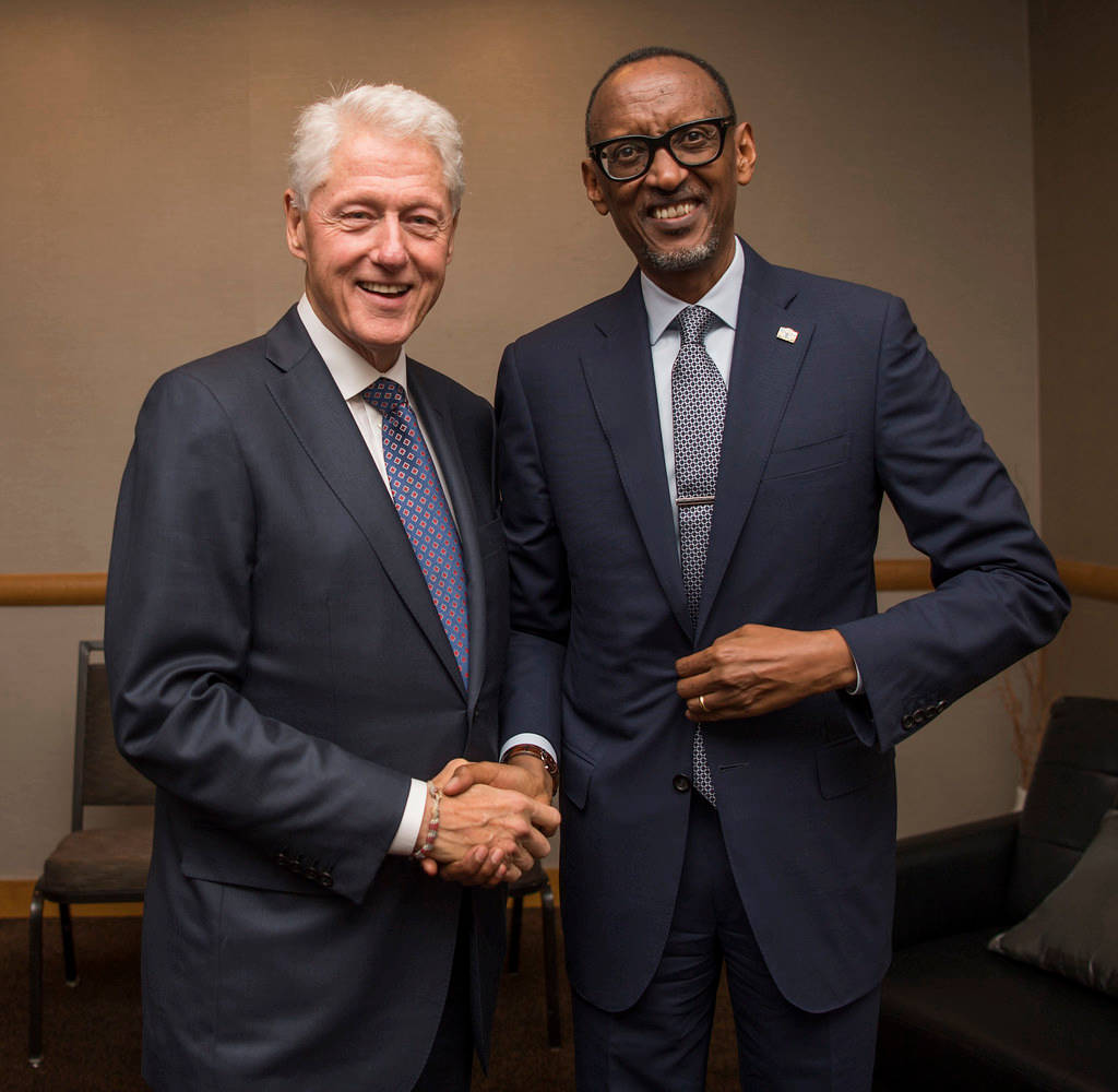 Bill Clinton, expensive suit, dark suits, SD Desktop Wallpaper