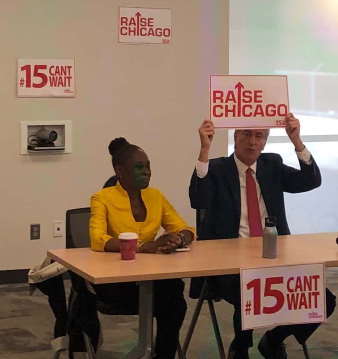 Bill De Blasio, red and white signs, raise chicago, SD Phone Wallpaper
