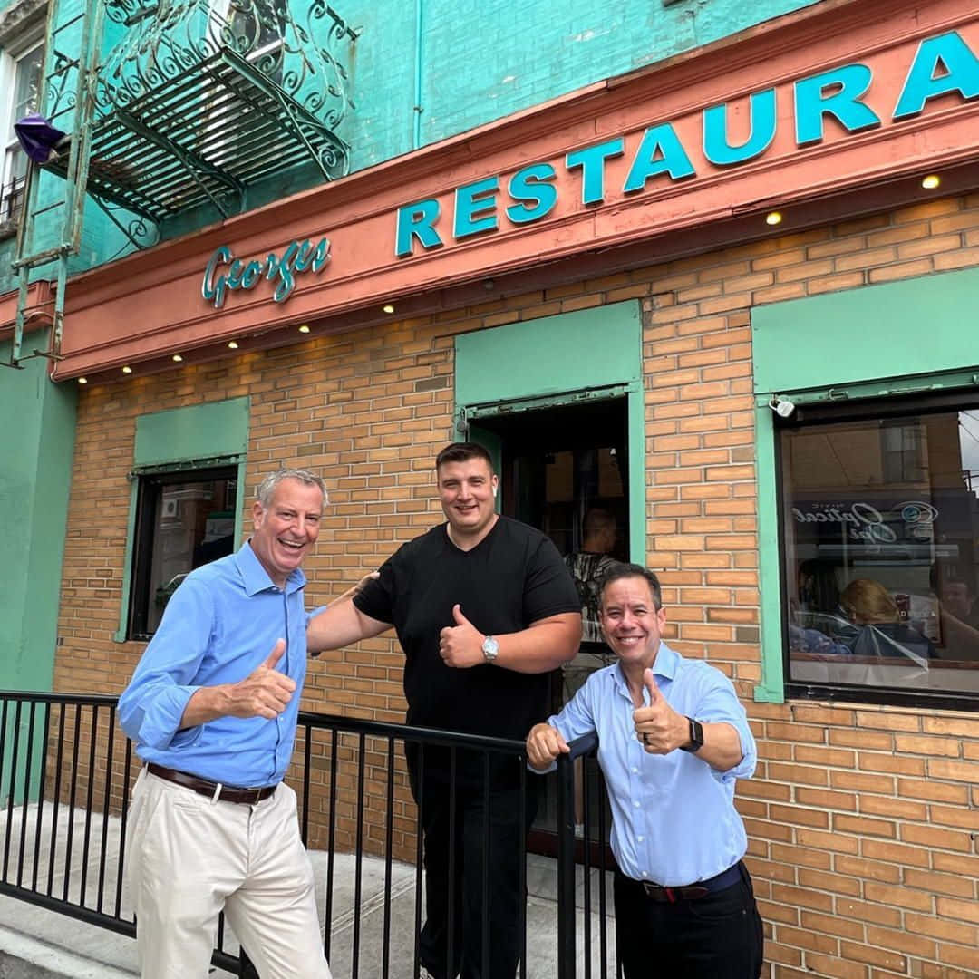 Bill De Blasio, brick restaurant, teal trim, SD Desktop Wallpaper