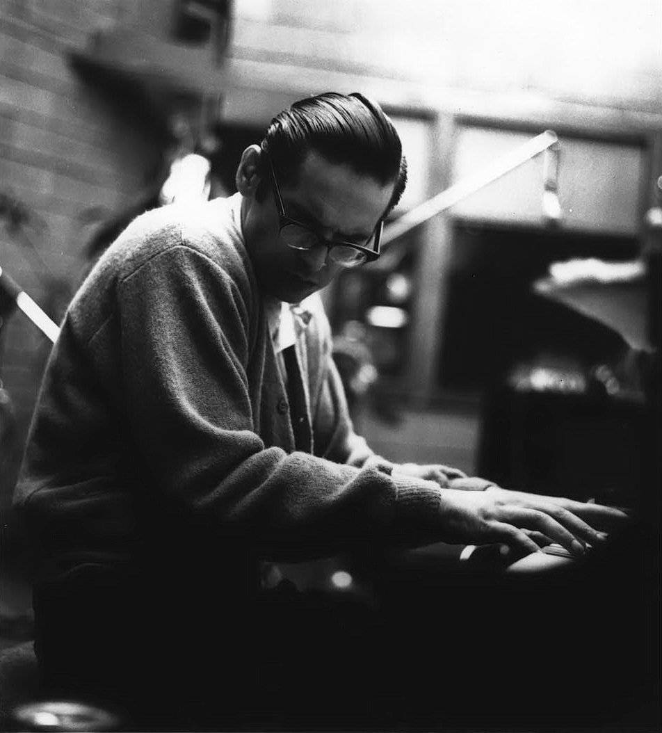 Bill Evans, piano, glasses, SD Phone Wallpaper