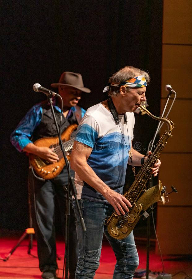 Bill Evans, guitar, saxophone, SD Phone Wallpaper