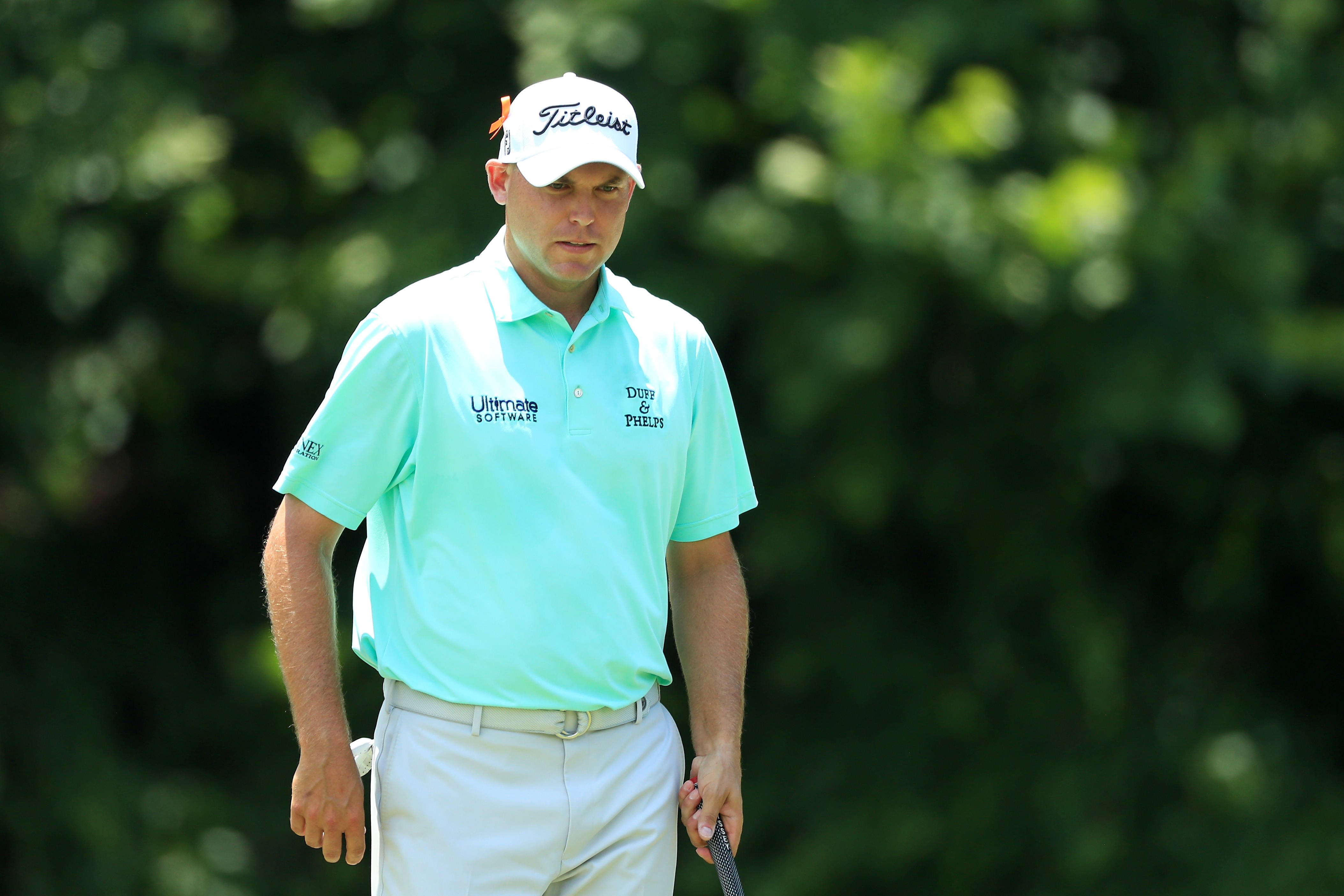 Bill Haas, teal golf attire, mint green shirt, 4K Desktop Wallpaper