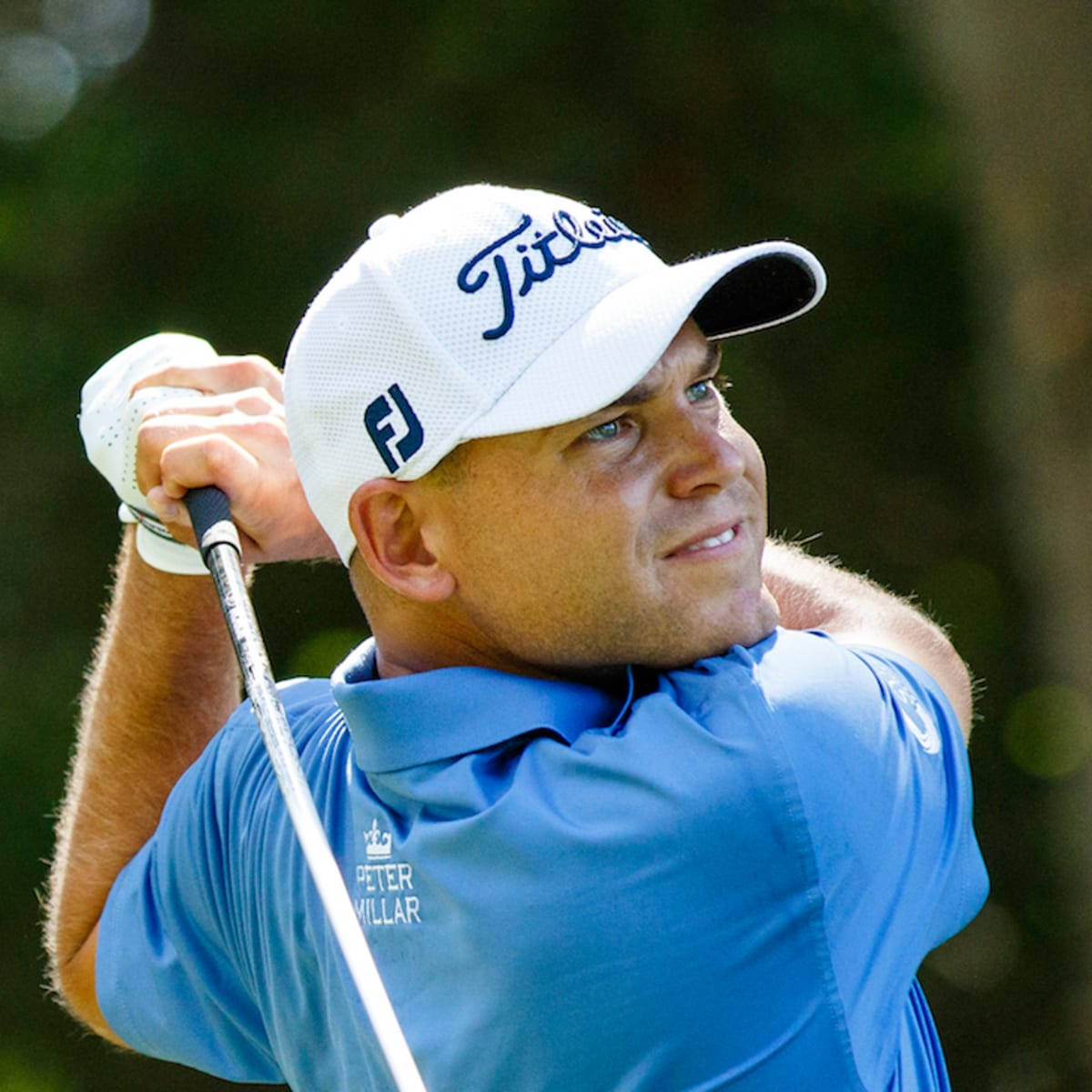 Bill Haas, white Titleist cap, blue Peter Millar shirt, SD Desktop Wallpaper