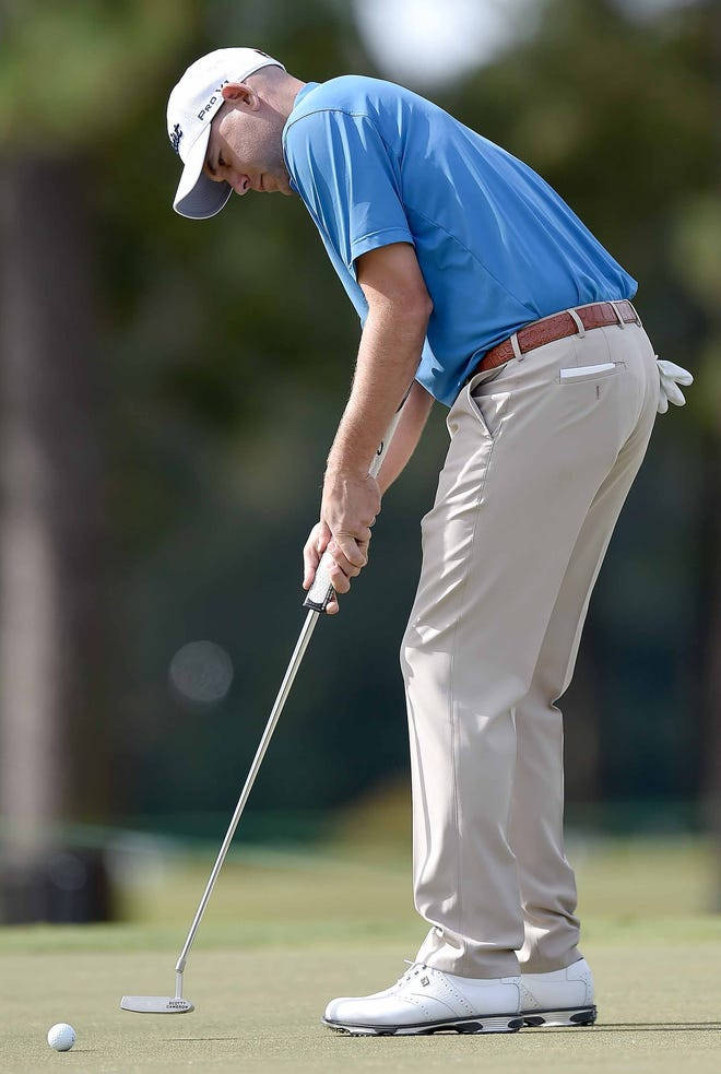 Bill Haas, blue shirt, white cap, SD Phone Wallpaper