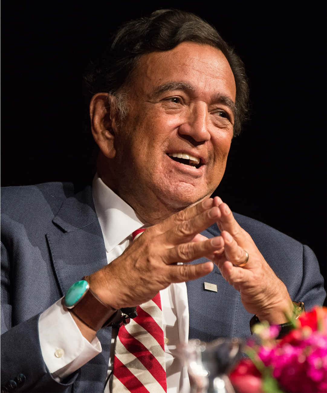 Bill Richardson, suit, vibrant flowers, HD Phone Wallpaper