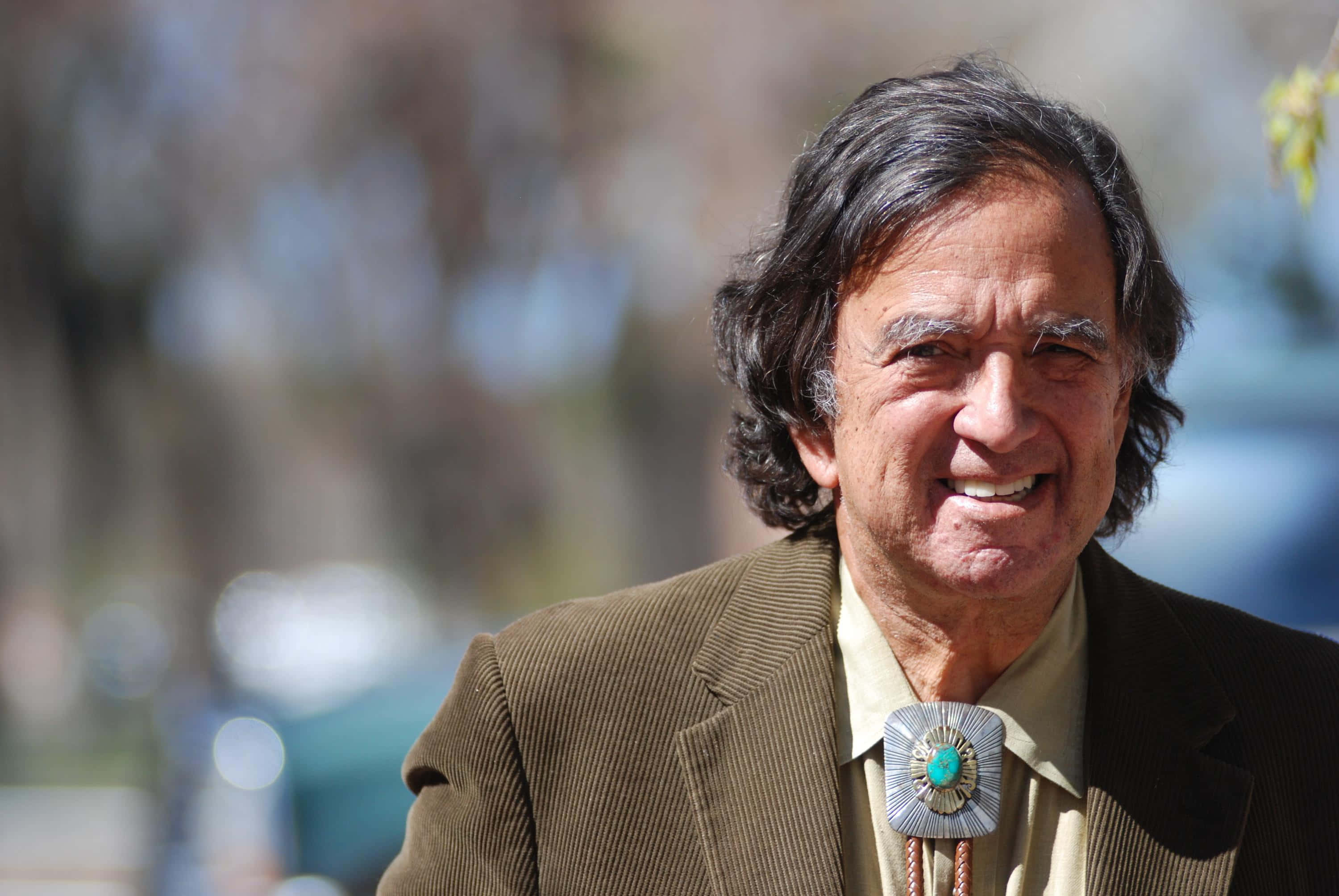Bill Richardson, brown corduroy jacket, turquoise bolo tie, 2K Desktop Wallpaper