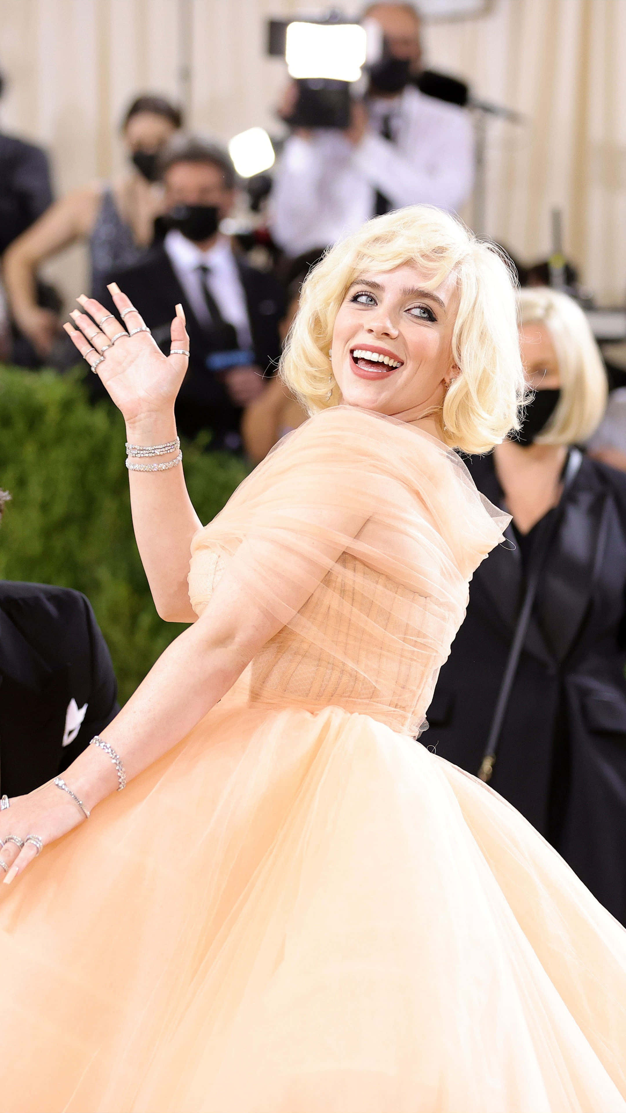 Billie Eilish, 2021, peach tulle gown, 4K Phone Wallpaper