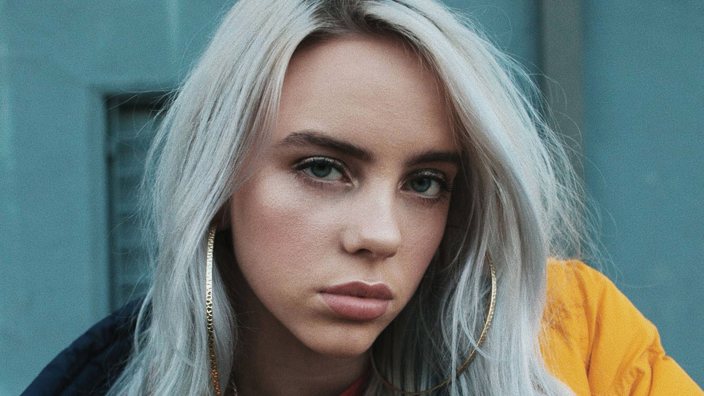 Billie Eilish, platinum blonde, gold hoop earrings, Full HD Desktop Wallpaper