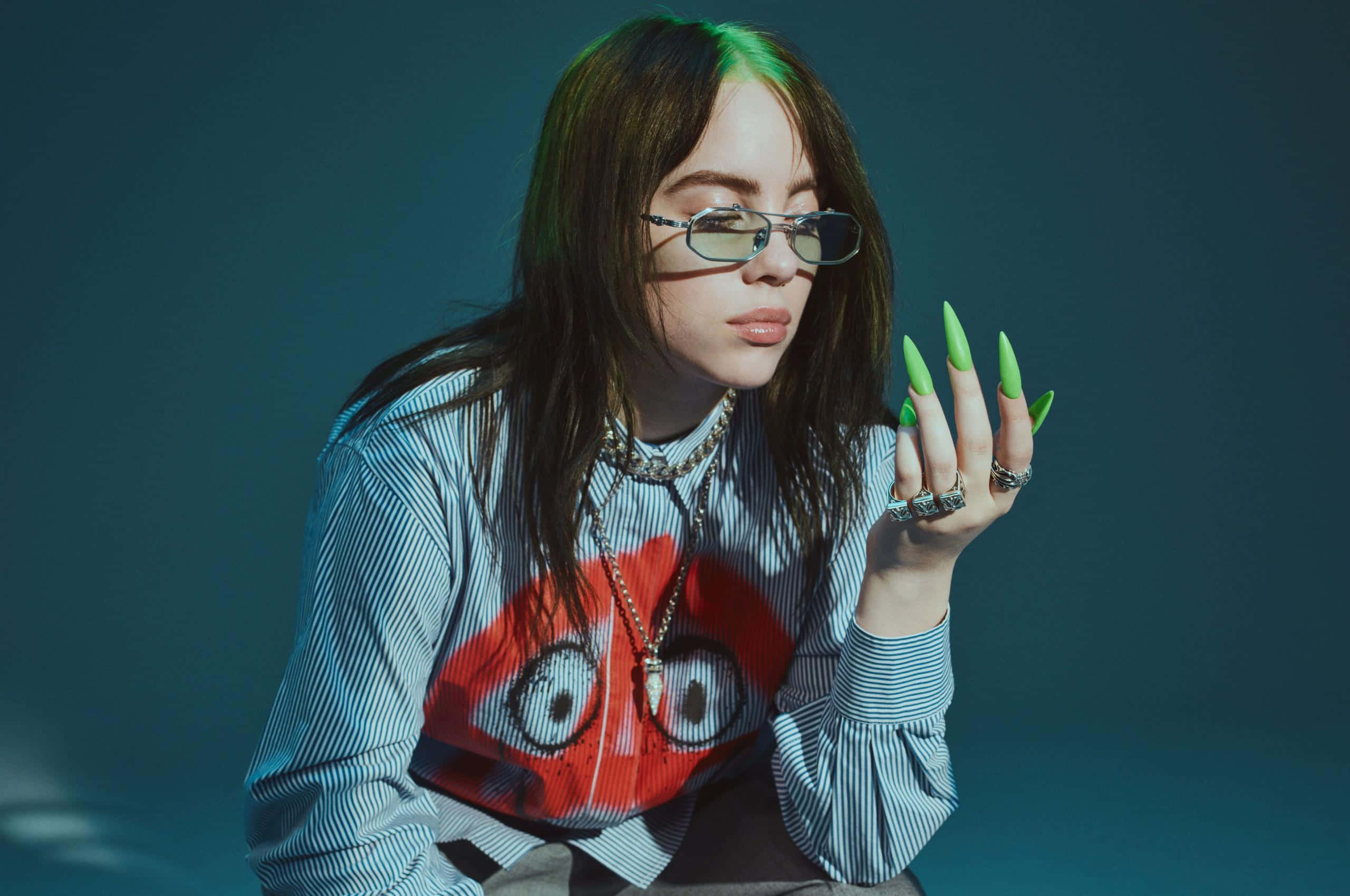 Billie Eilish, green nails, glasses, 2K Desktop Wallpaper