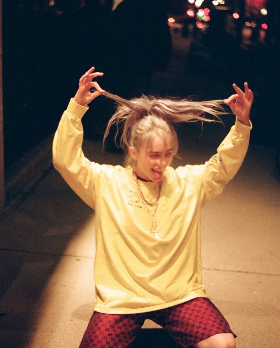 Billie Eilish, yellow shirt, blonde hair, SD Phone Wallpaper