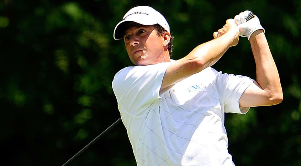 Billy Andrade, golf club swing, white shirt, SD Desktop Wallpaper