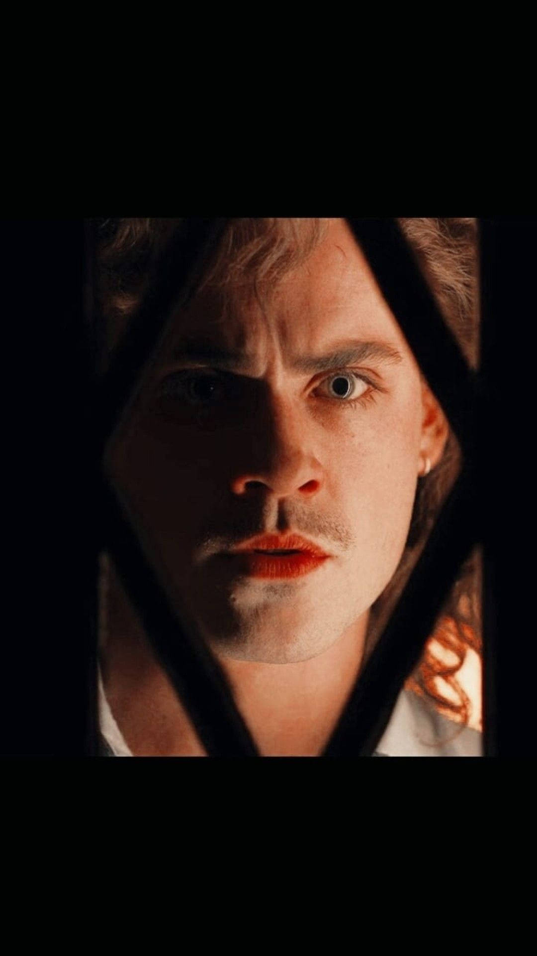 Billy Hargrove, intense eyes, red lips, Full HD Phone Wallpaper