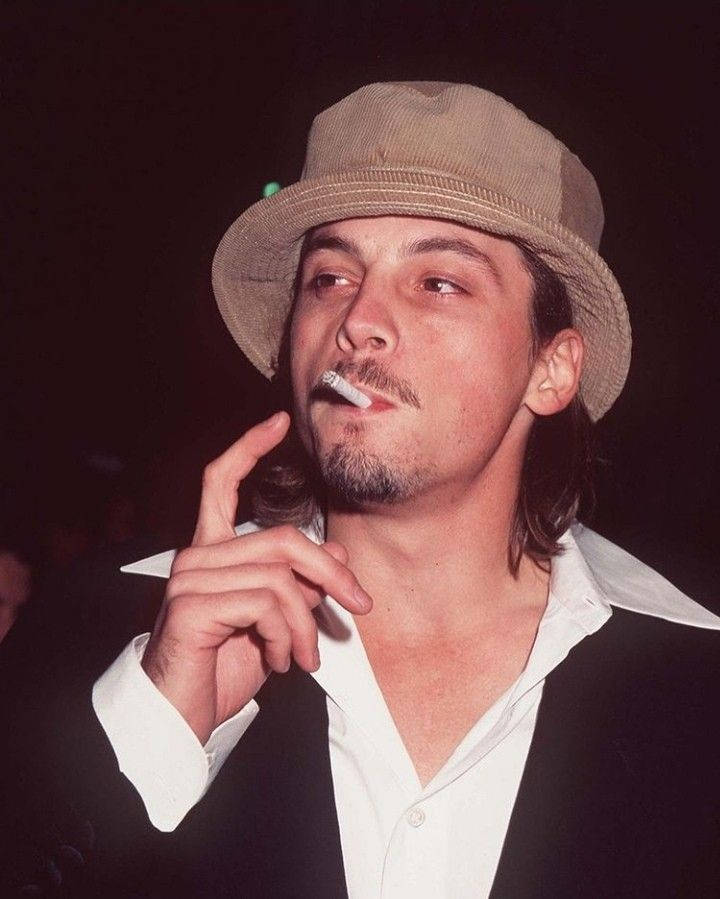 Billy Loomis, brown hat, beige hat, SD Phone Wallpaper