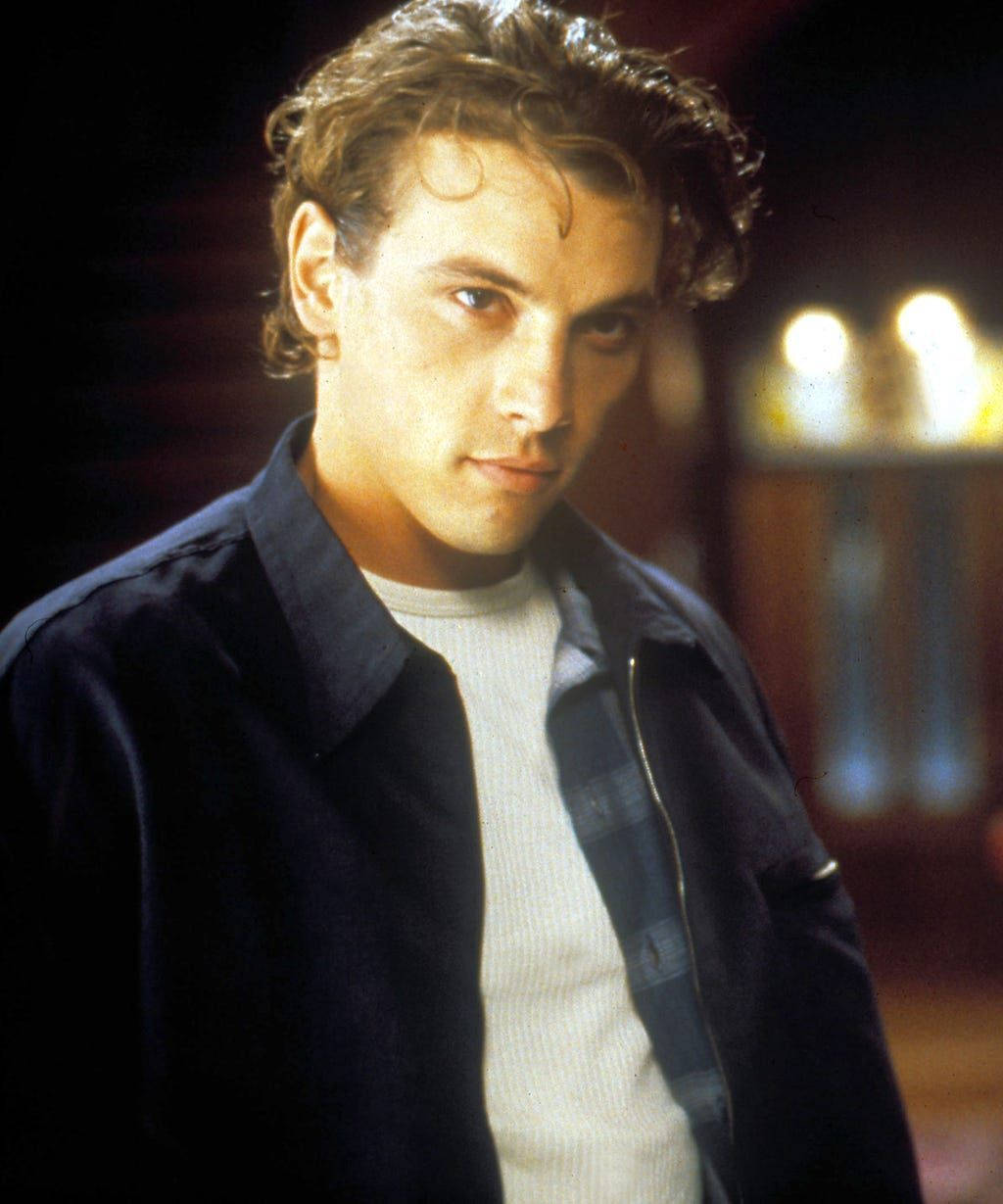 Billy Loomis, tousled hair, dimly lit room, SD Phone Wallpaper