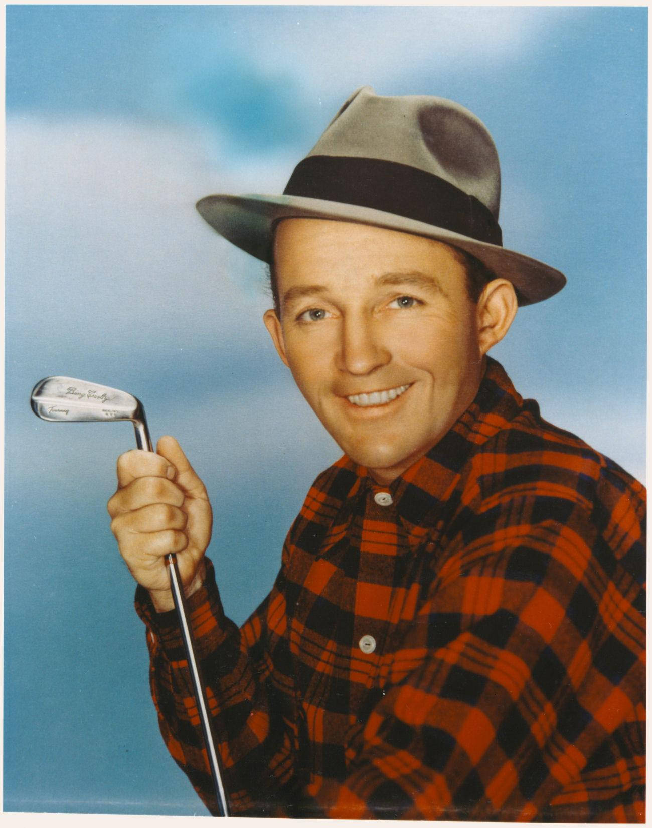 Bing Crosby, golf club, plaid shirt, HD Phone Wallpaper