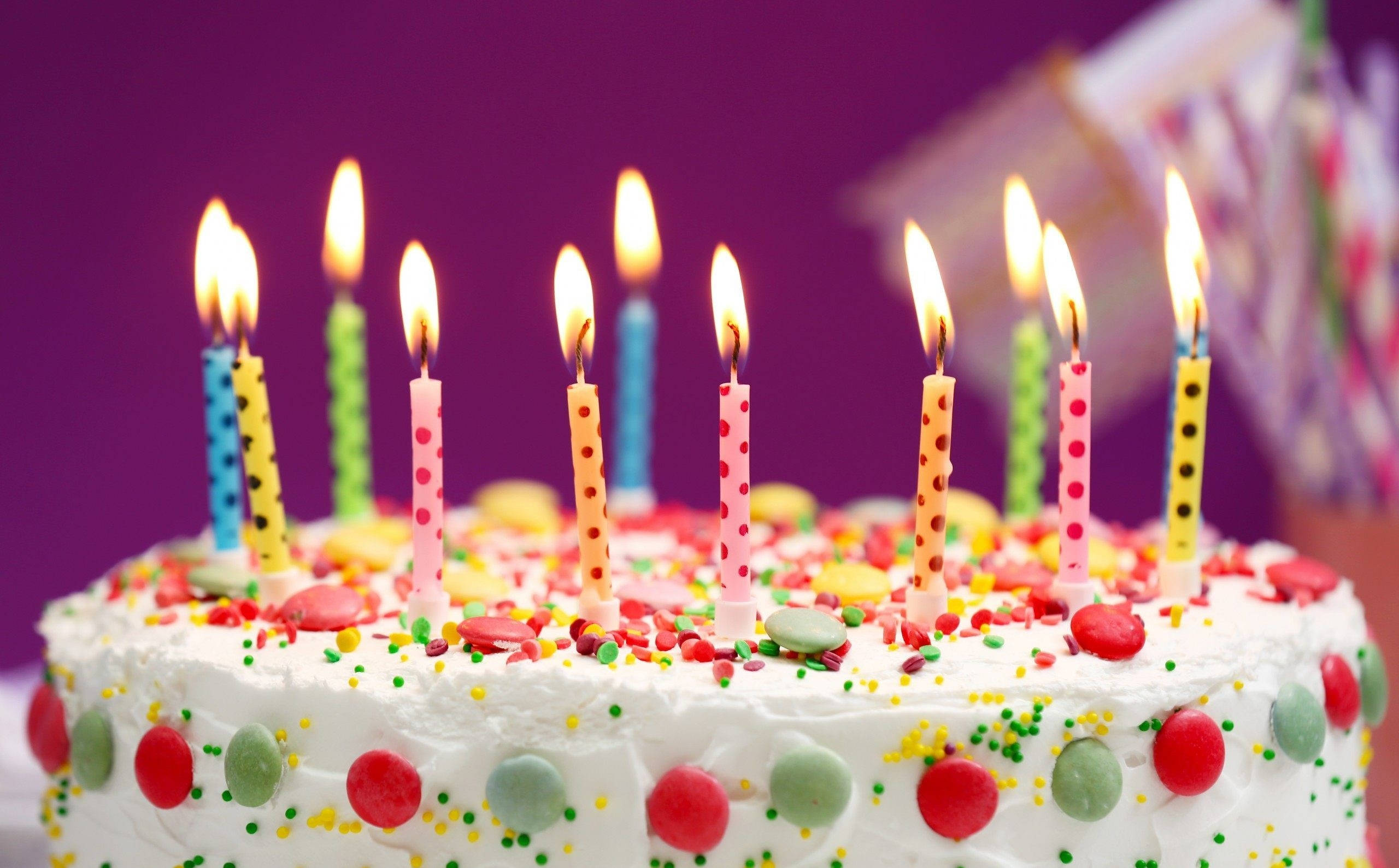 green red birthday cake candles, birthday cake, colorful candles, 2K Desktop Wallpaper