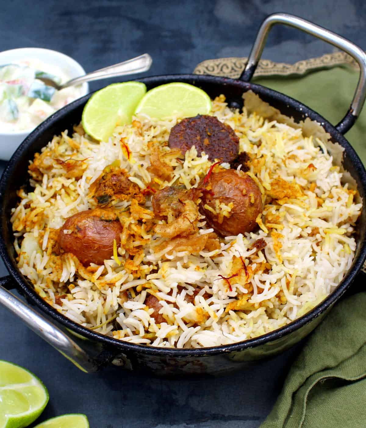 biryani, karaahi bowl, fragrant biryani rice, HD Phone Wallpaper