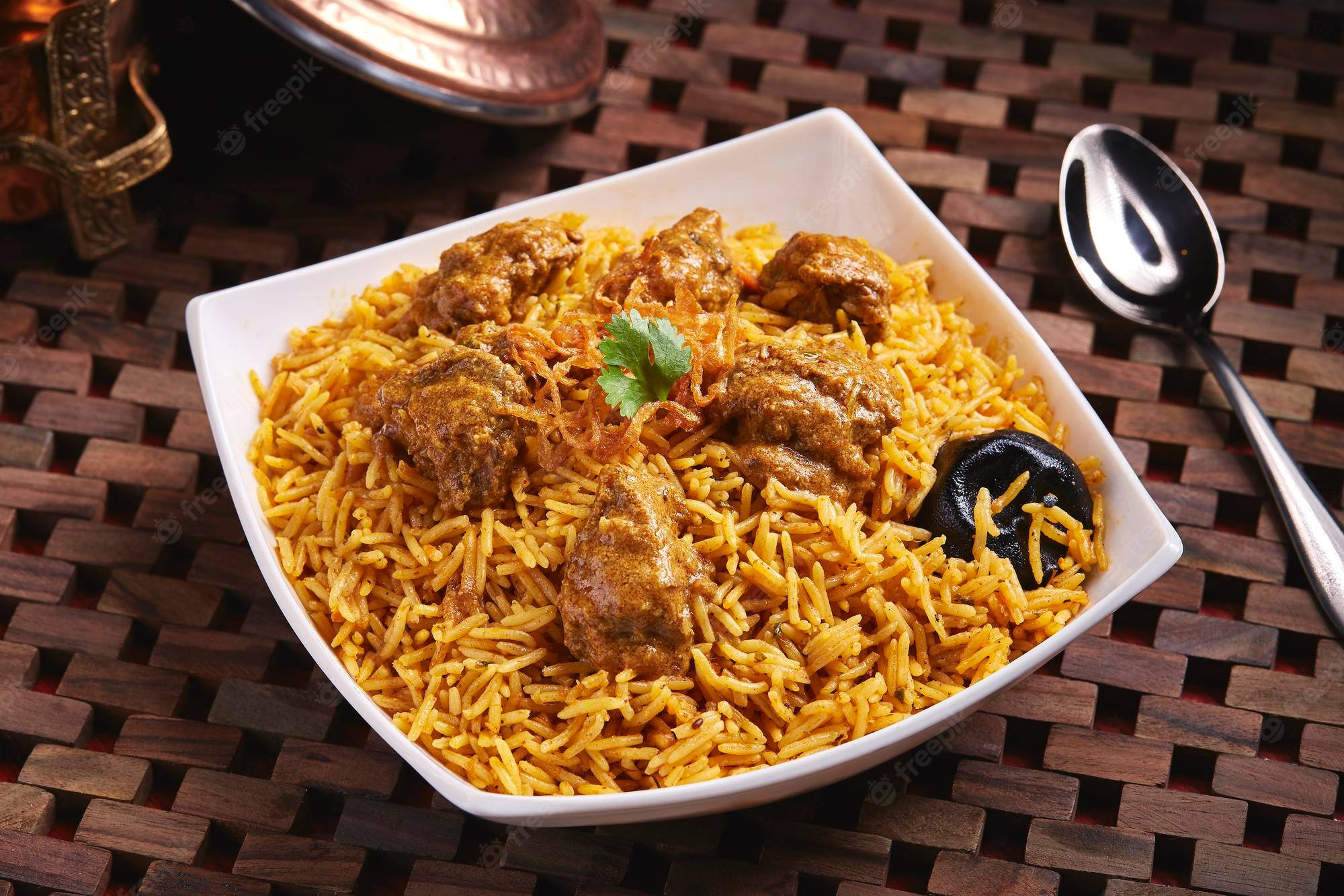 white square dish, golden rice, rich curry meat, Full HD Desktop Wallpaper