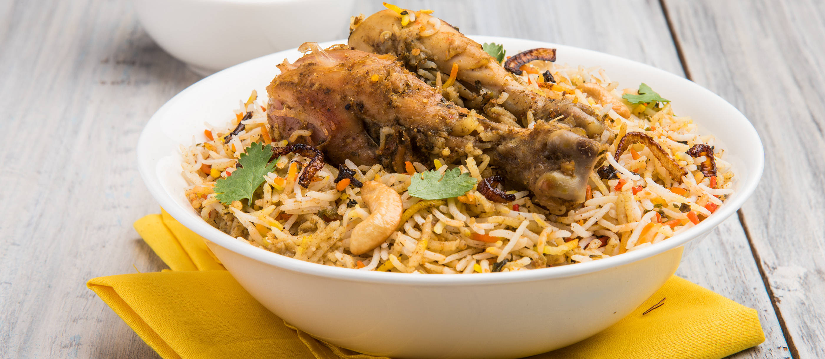 chicken biryani, cashews, cilantro, 2K Desktop Wallpaper