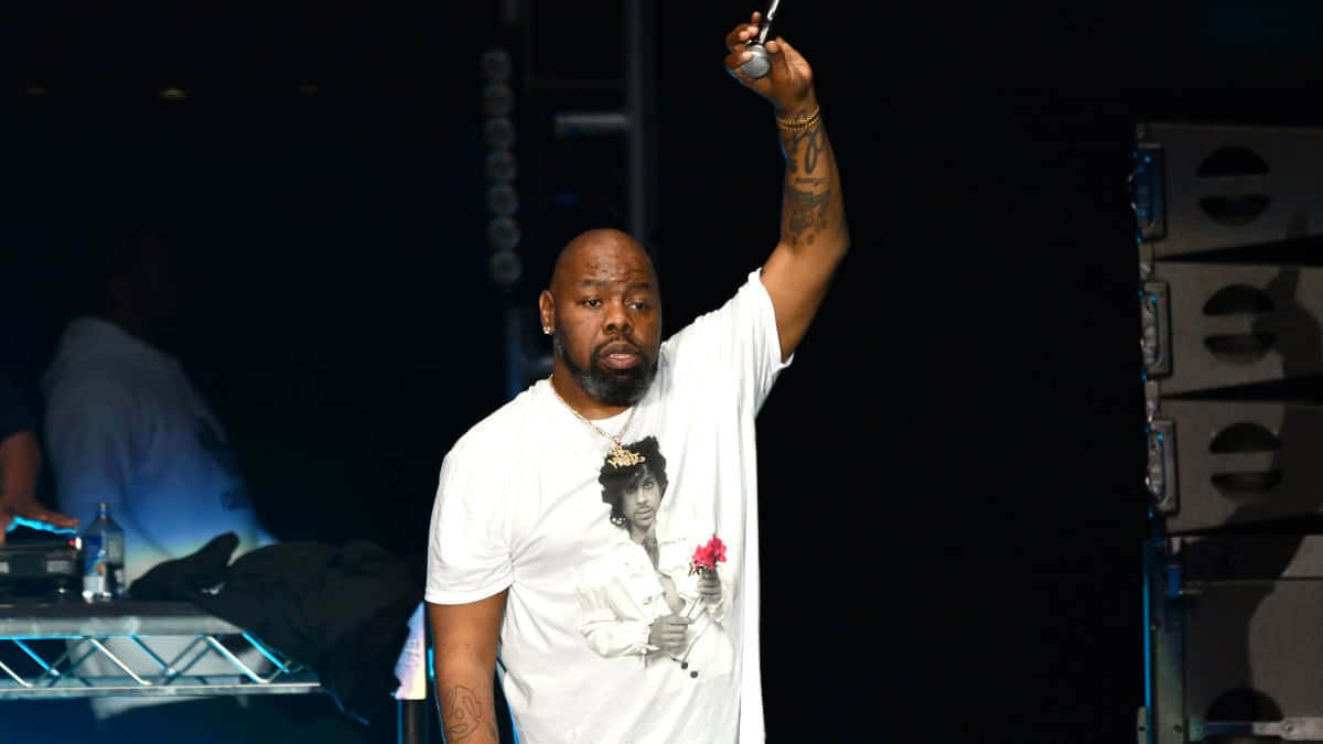 Biz Markie, bald man with a beard, white t-shirt, SD Desktop Wallpaper