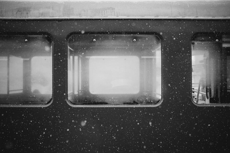 Black And Grey iPhone, snowflakes, dark windows, SD Desktop Wallpaper