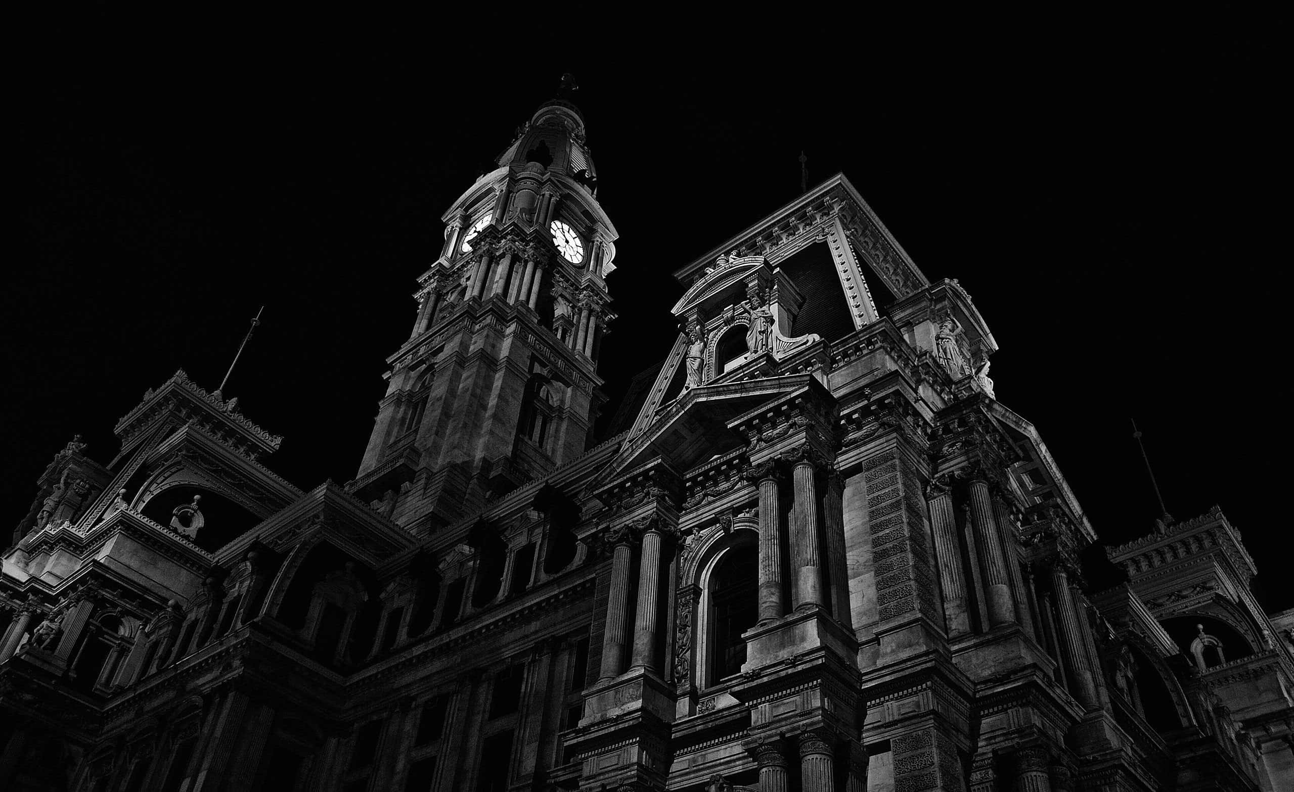 black and white architecture, ornate clock tower, dark night sky, Full HD Desktop Wallpaper