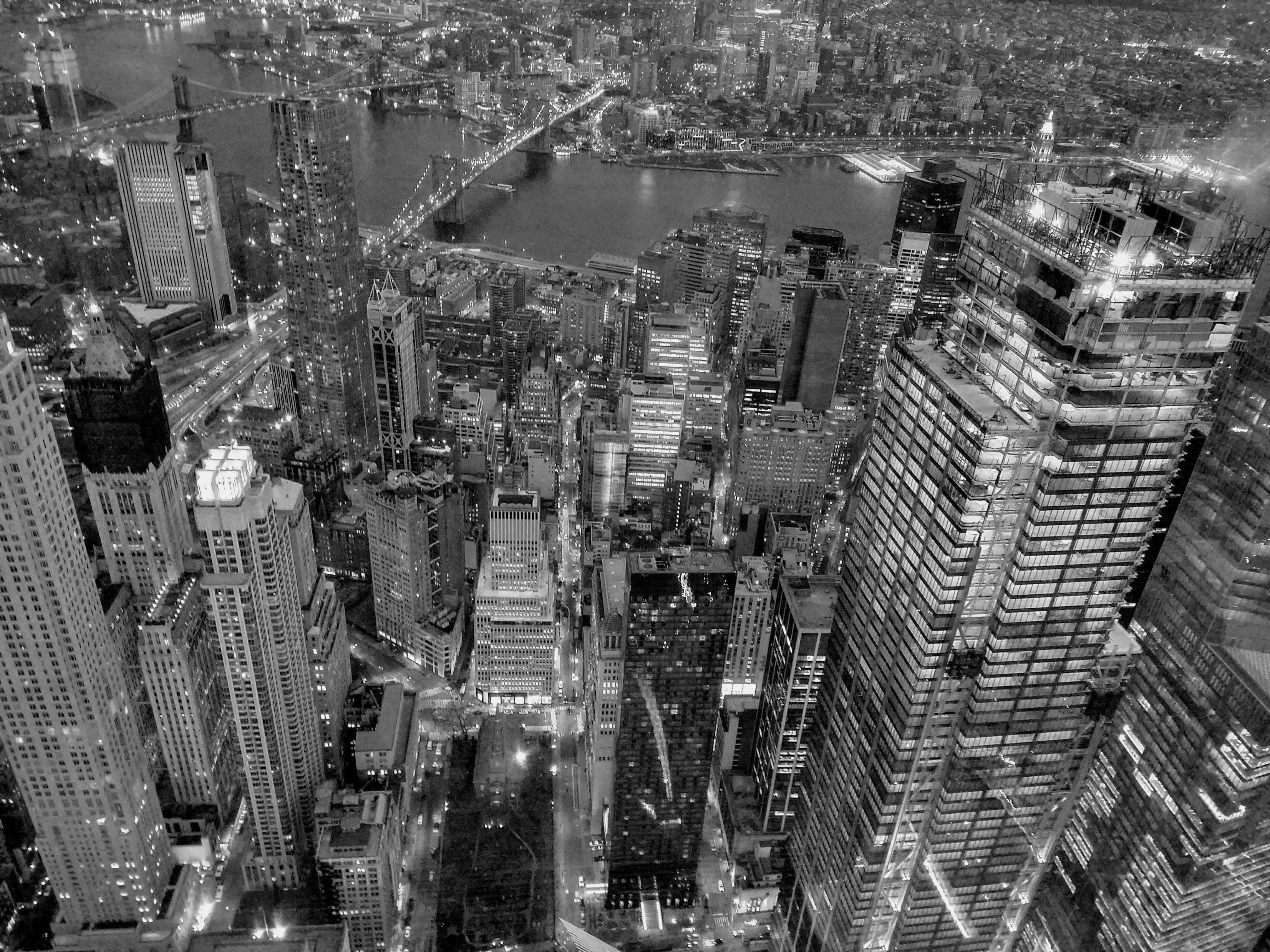 black and white cityscape, dense cityscape, night, 4K Desktop Wallpaper