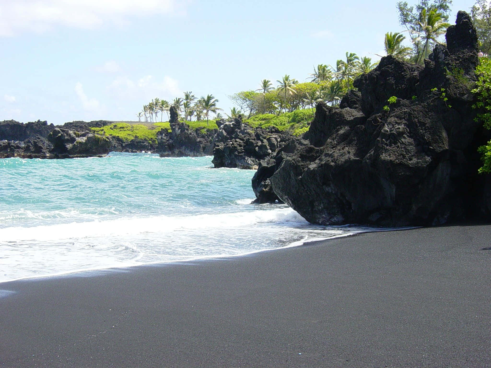 black sand beach, turquoise waves, jagged volcanic rocks, Full HD Desktop Wallpaper