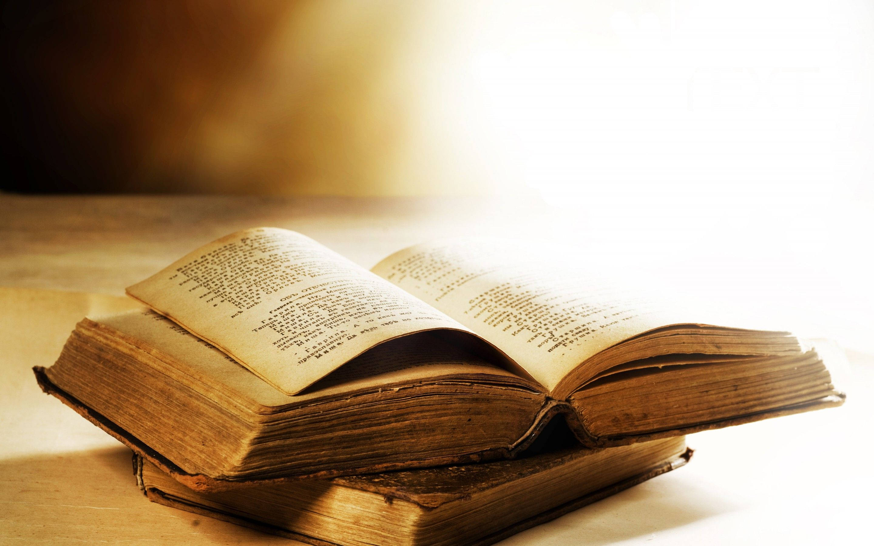 ancient book, vintage book, wooden surface, 2K Desktop Wallpaper