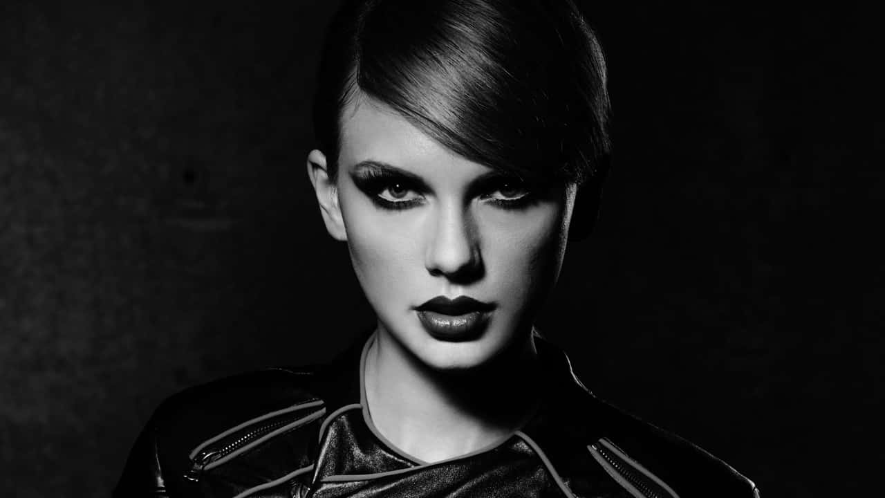 Black And White Celebrity, leather jacket, bold makeup, HD Desktop Wallpaper