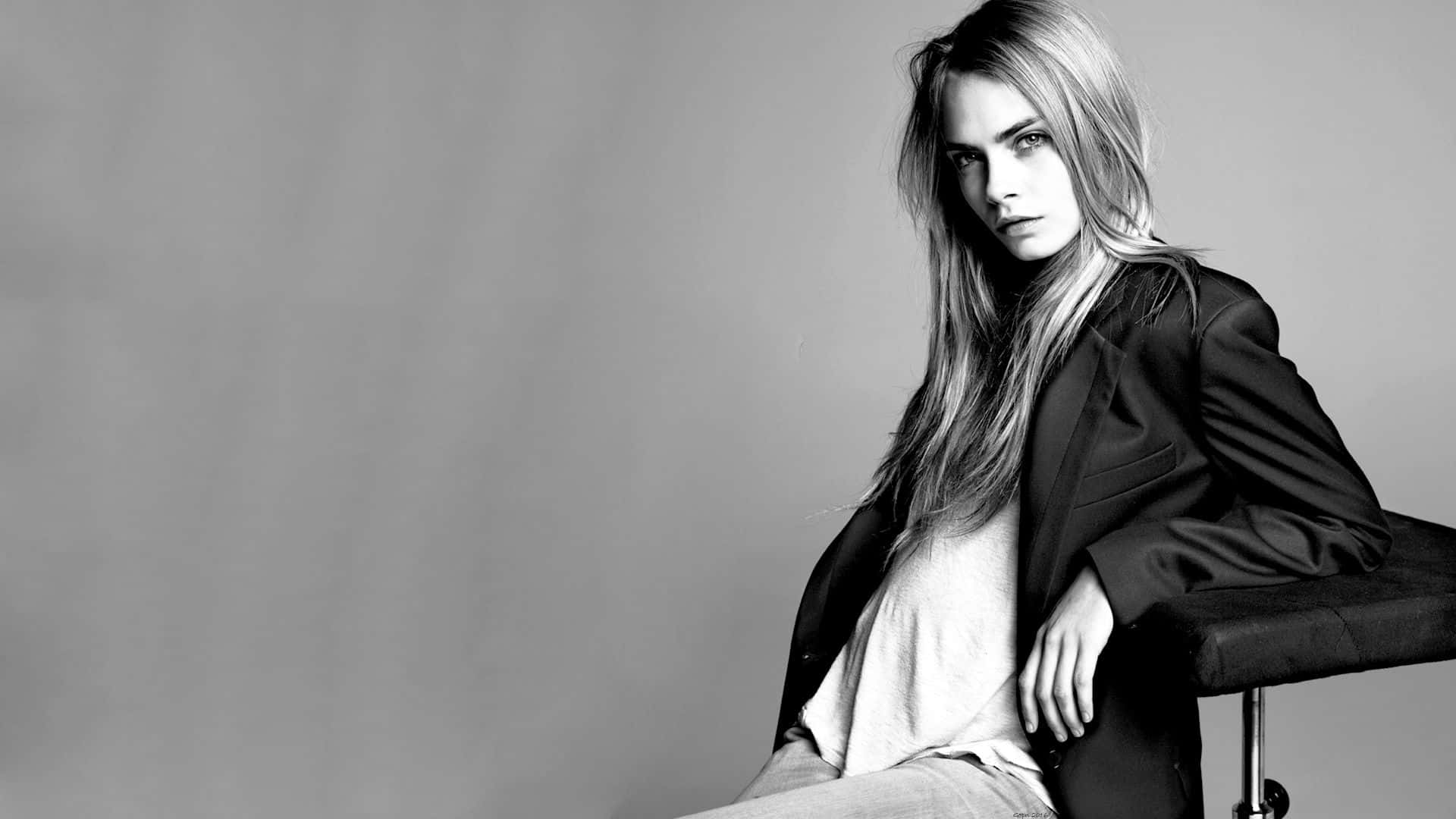 Black And White Celebrity, female celebrity, long hair, Full HD Desktop Wallpaper