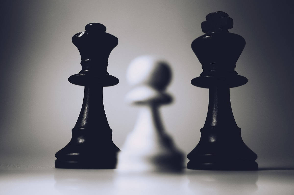 Chess White Pawn Aesthetic, black chess kings, blurred white pawn, SD Desktop Wallpaper