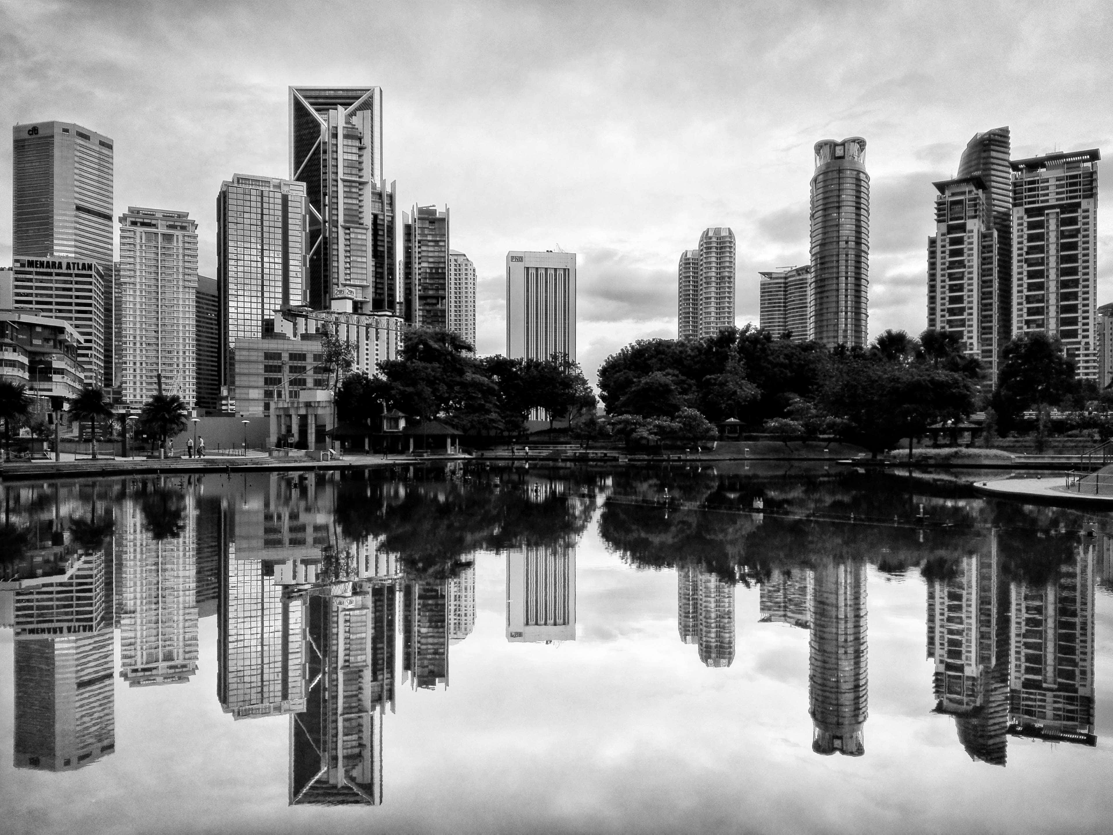 Black And White Cityscape, 3840 x 2880, skyscrapers, 4K Desktop Wallpaper