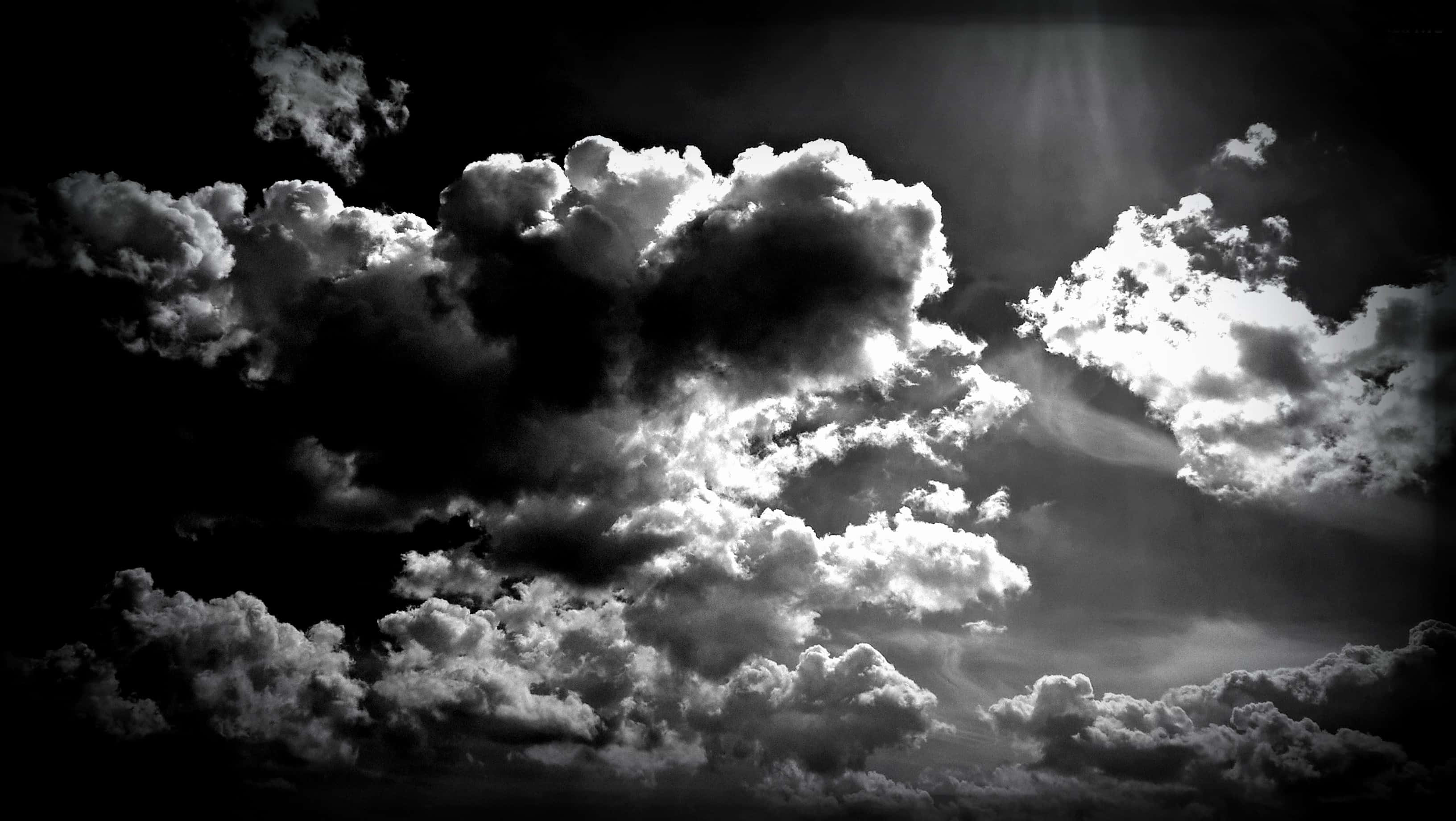 Black And White Cloud, sunbeams, dark stormy skies, 2K Desktop Wallpaper