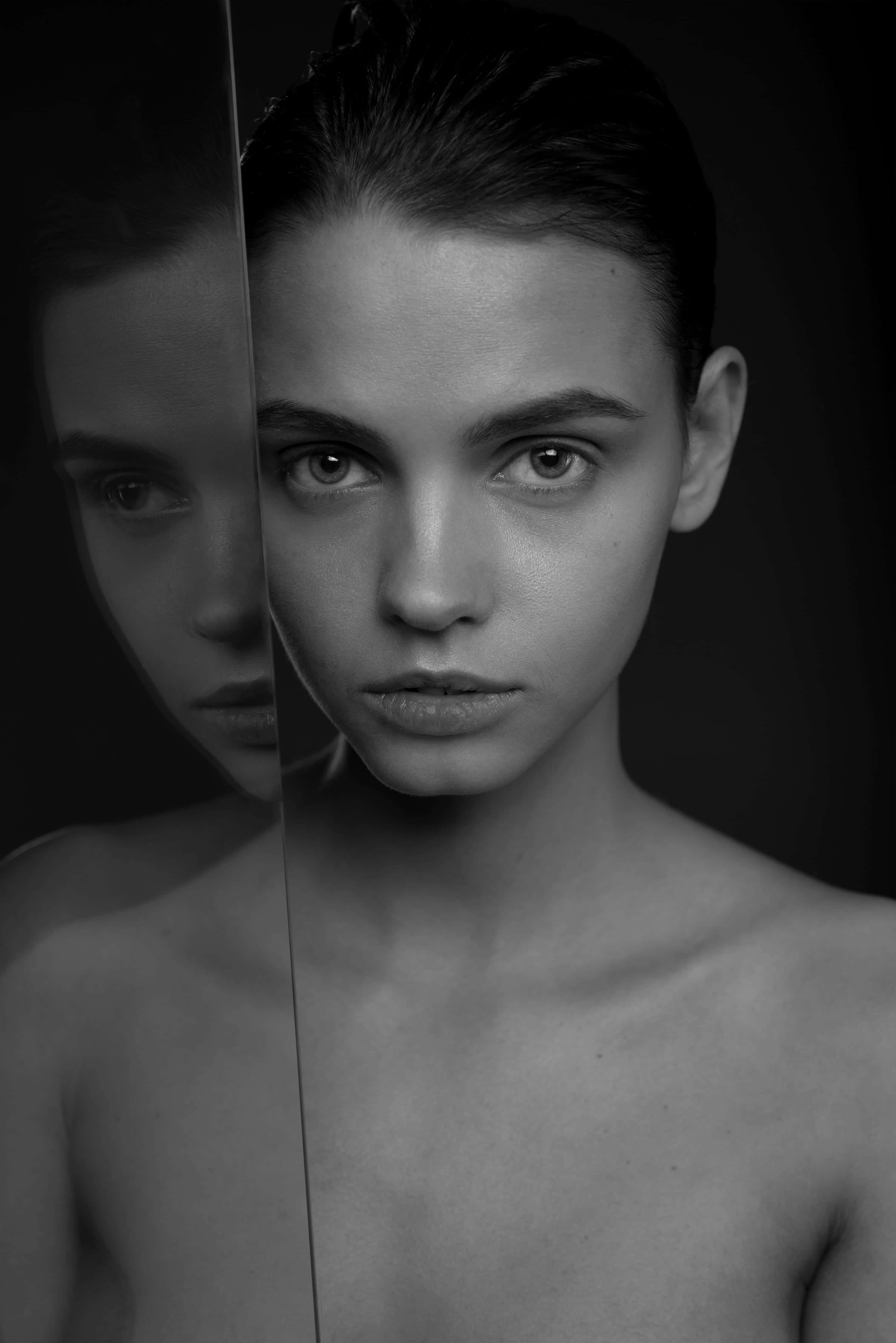 Black and White Fashion, monochrome portrait, woman, 4K Phone Wallpaper