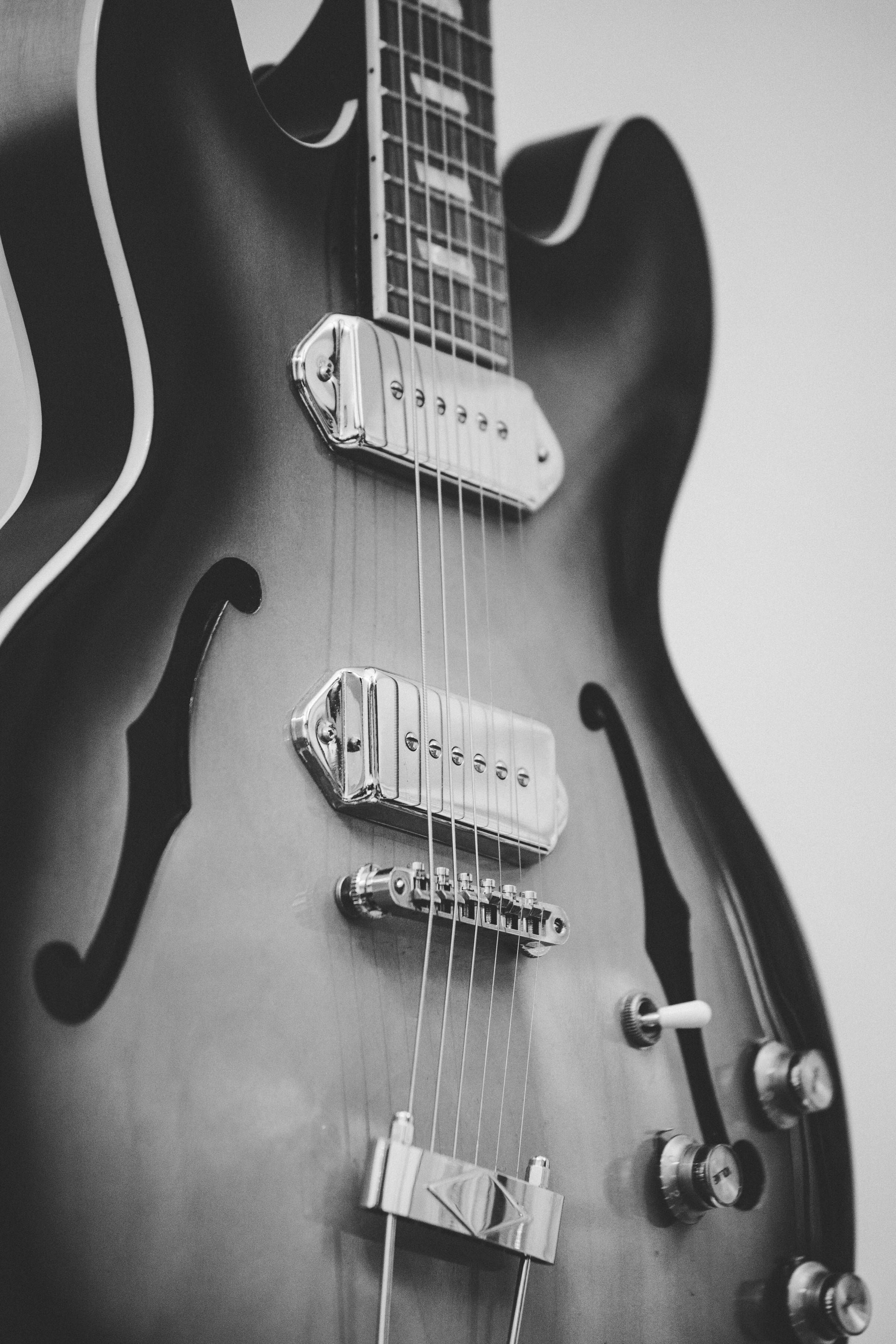 electric guitar body, black and white, vintage electric guitar, 2K Phone Wallpaper