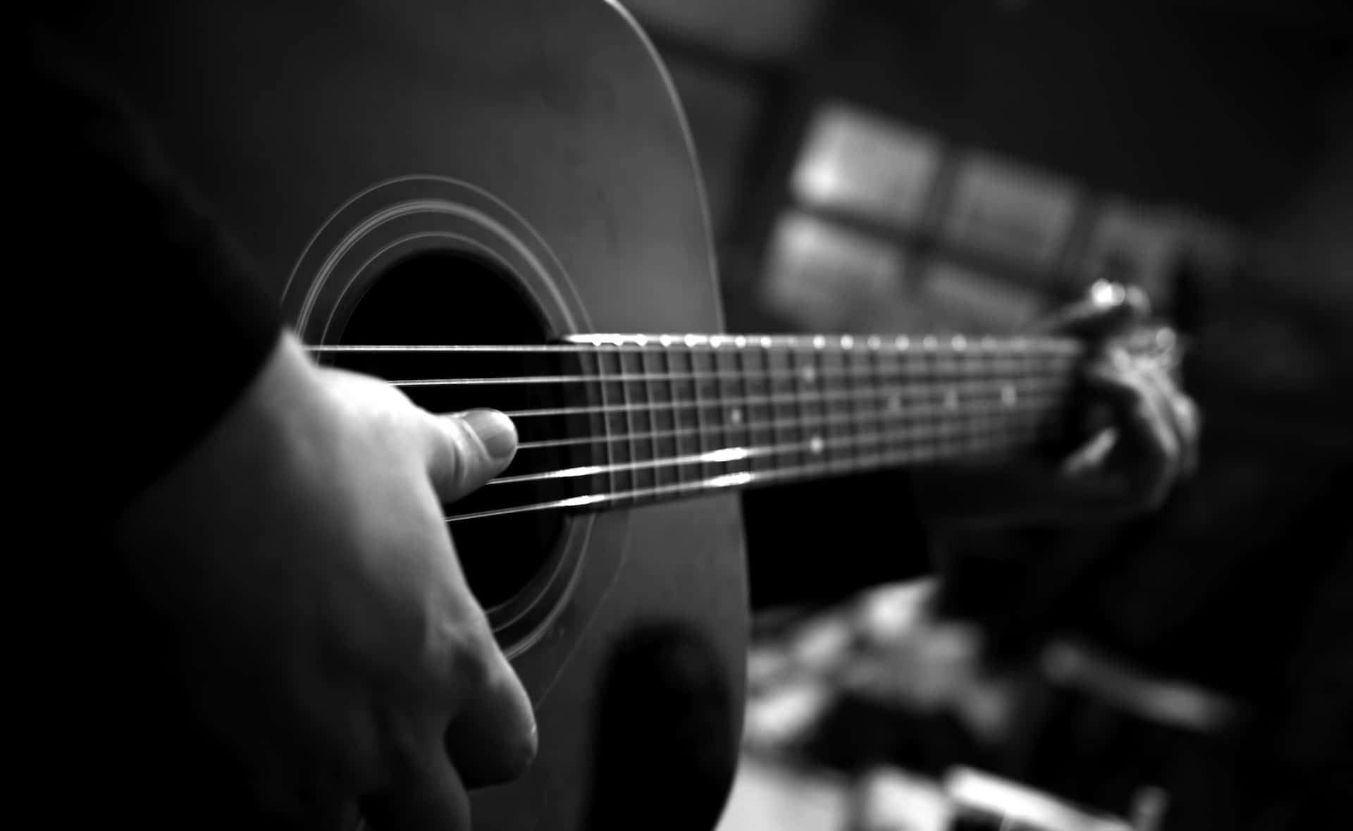 acoustic guitar, hands, monochrome, Full HD Desktop Wallpaper