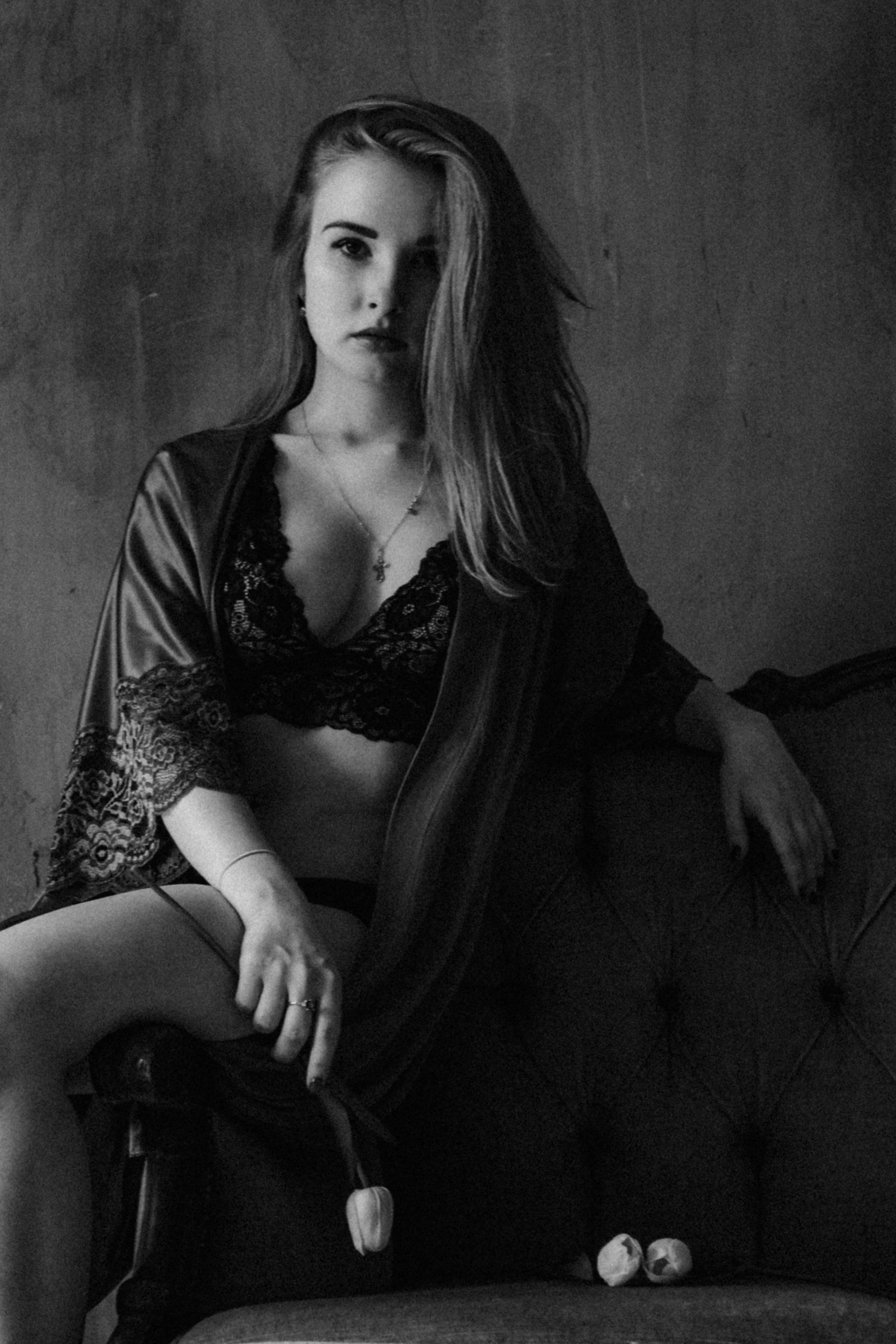 Black And White HD, lace lingerie, satin robe, 4K Phone Wallpaper