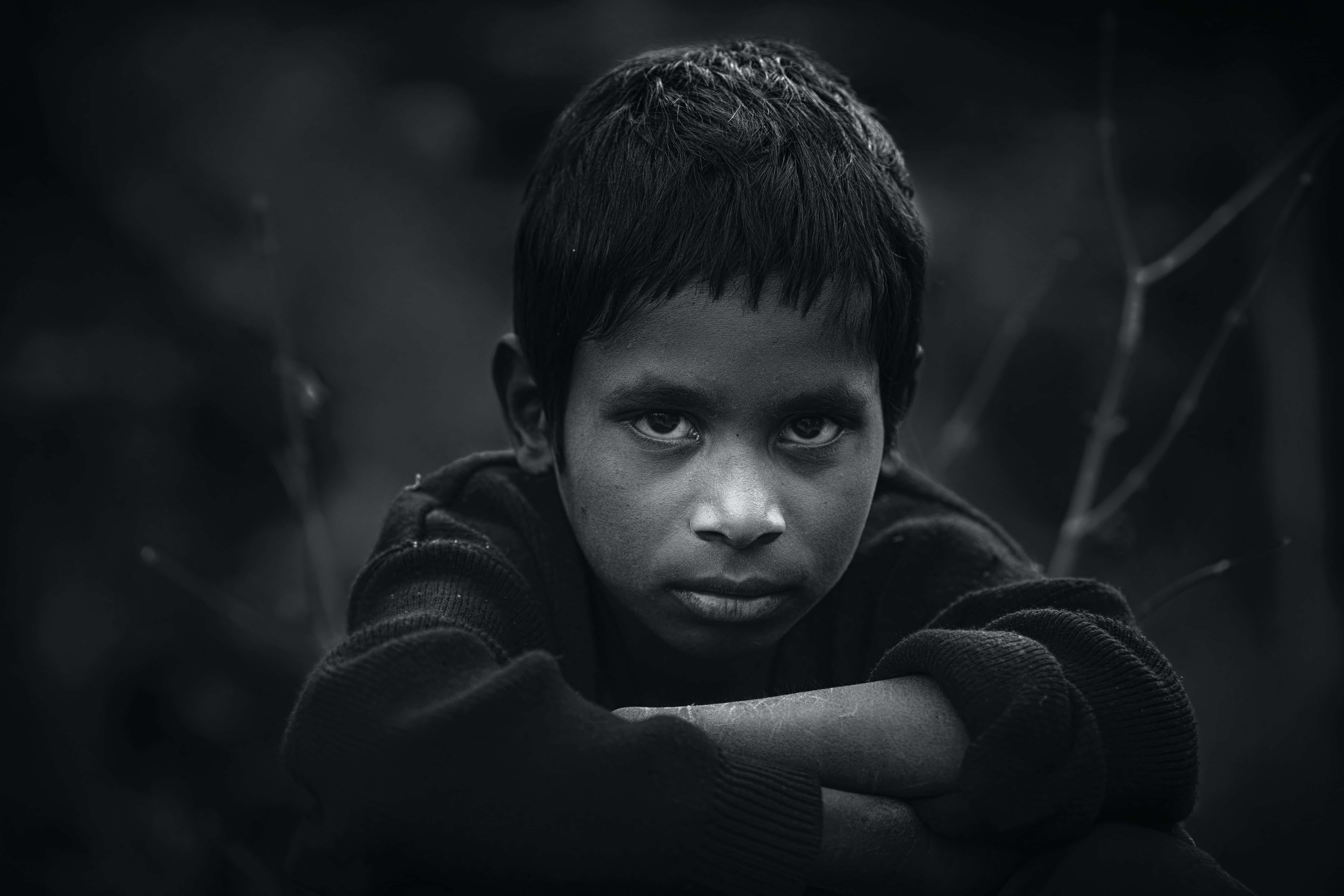 Poor Kid, black and white, young boy, 5K Desktop Wallpaper