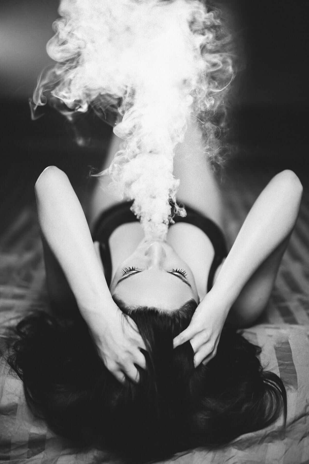 black and white girl, smoking, bed, HD Phone Wallpaper