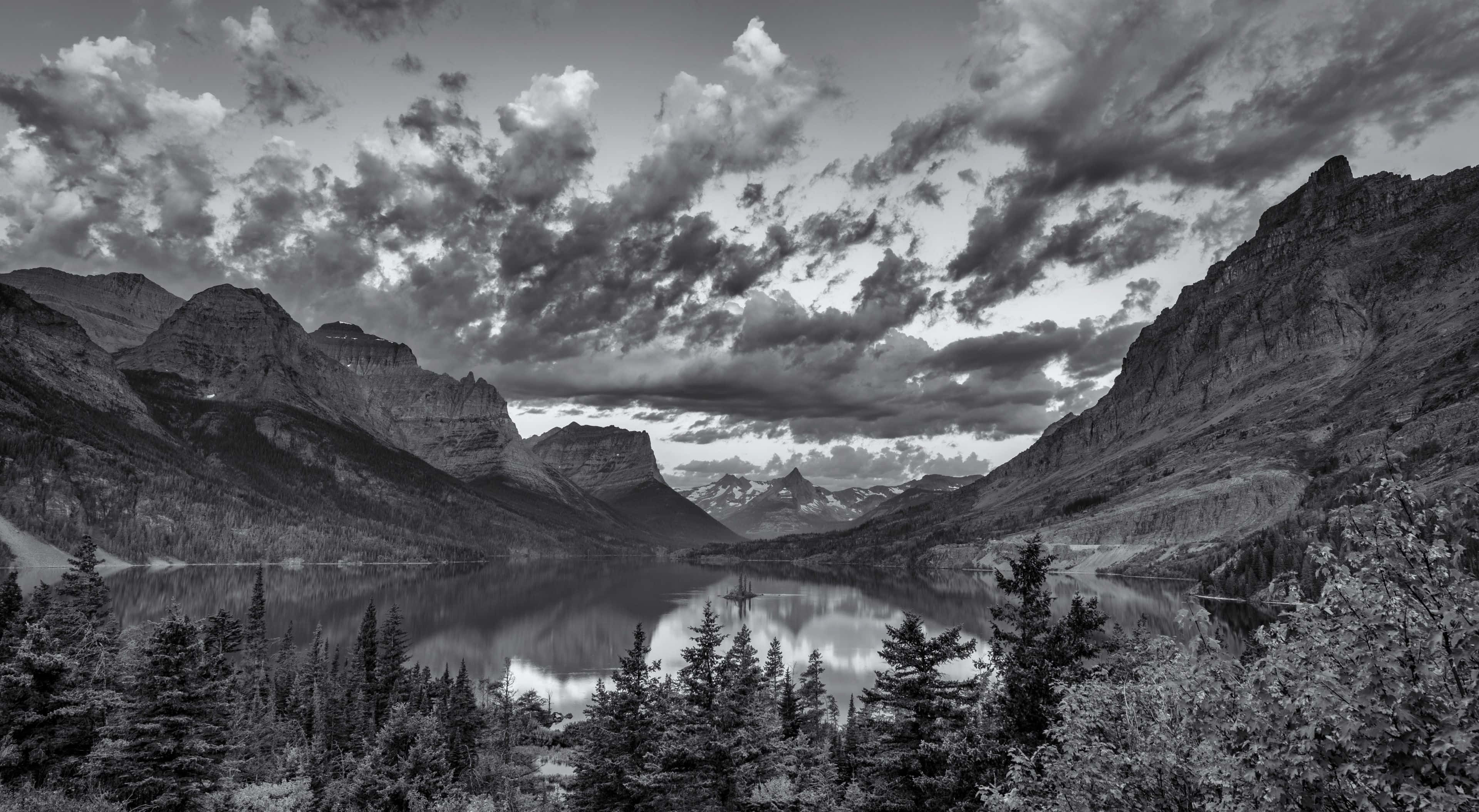 black and white landscape, mountain valley, calm lake, 4K Desktop Wallpaper