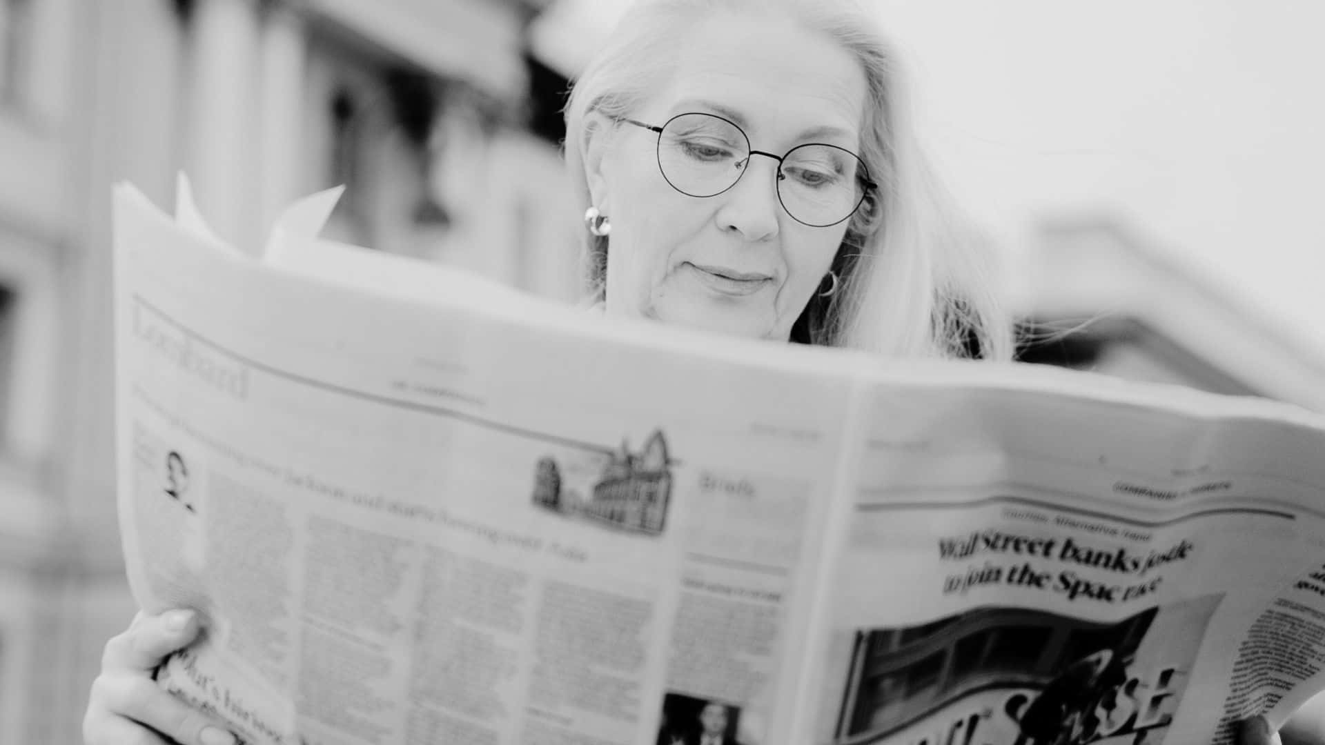 black and white, vintage newspaper, elderly woman, Full HD Desktop Wallpaper