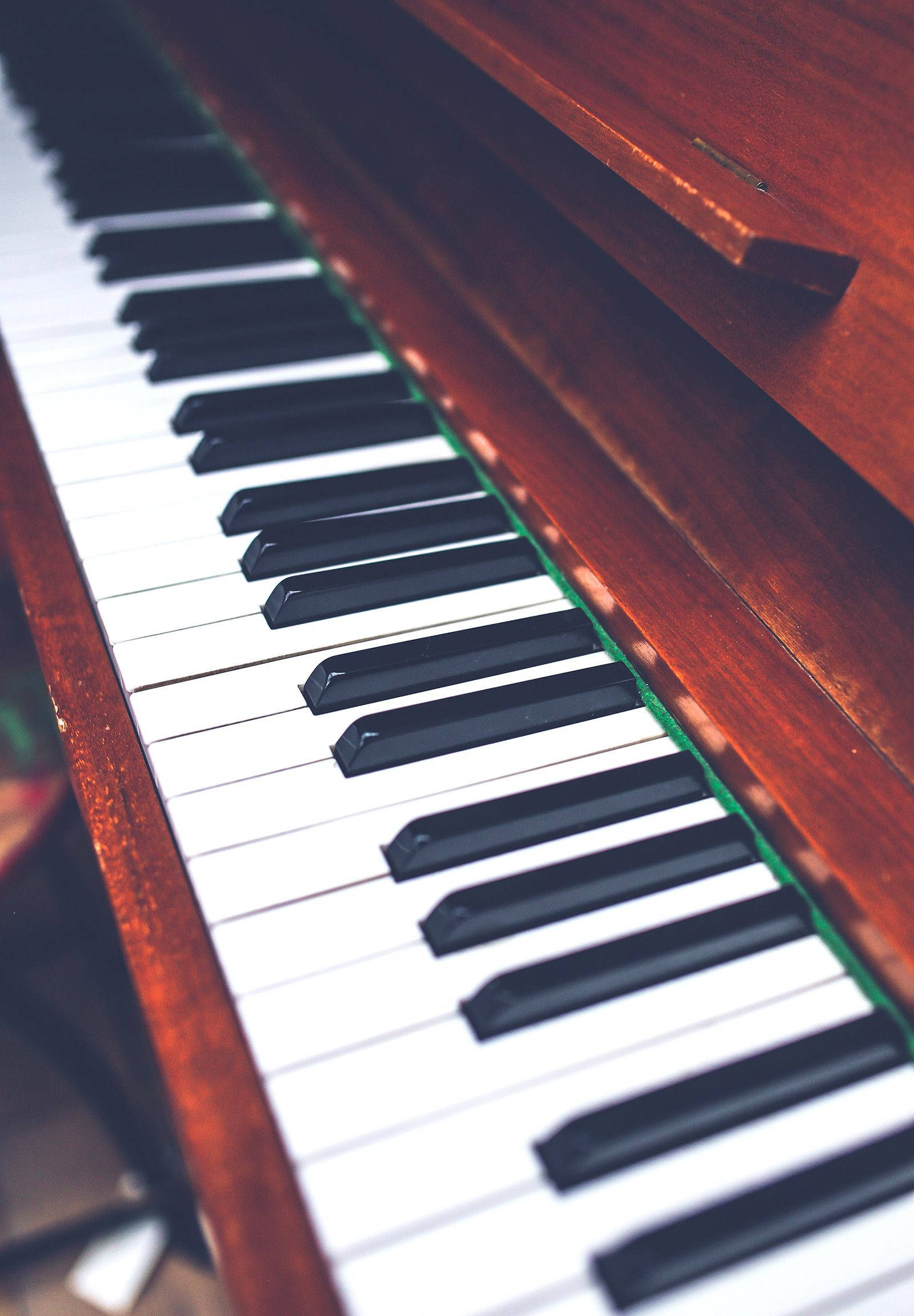 piano keyboard, wooden case, vintage, Full HD Phone Wallpaper