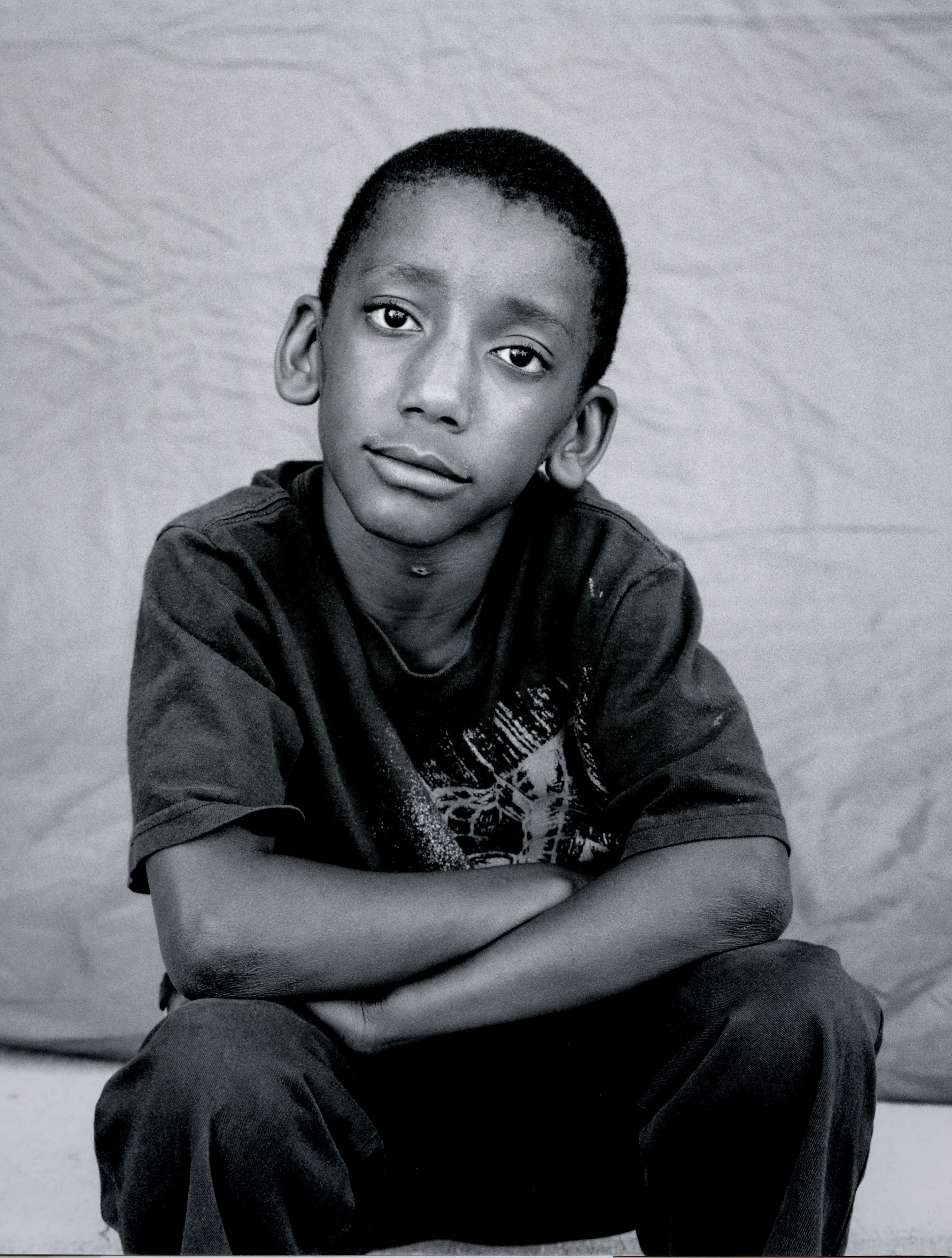 poor kid, young boy, arms crossed, 4K Phone Wallpaper
