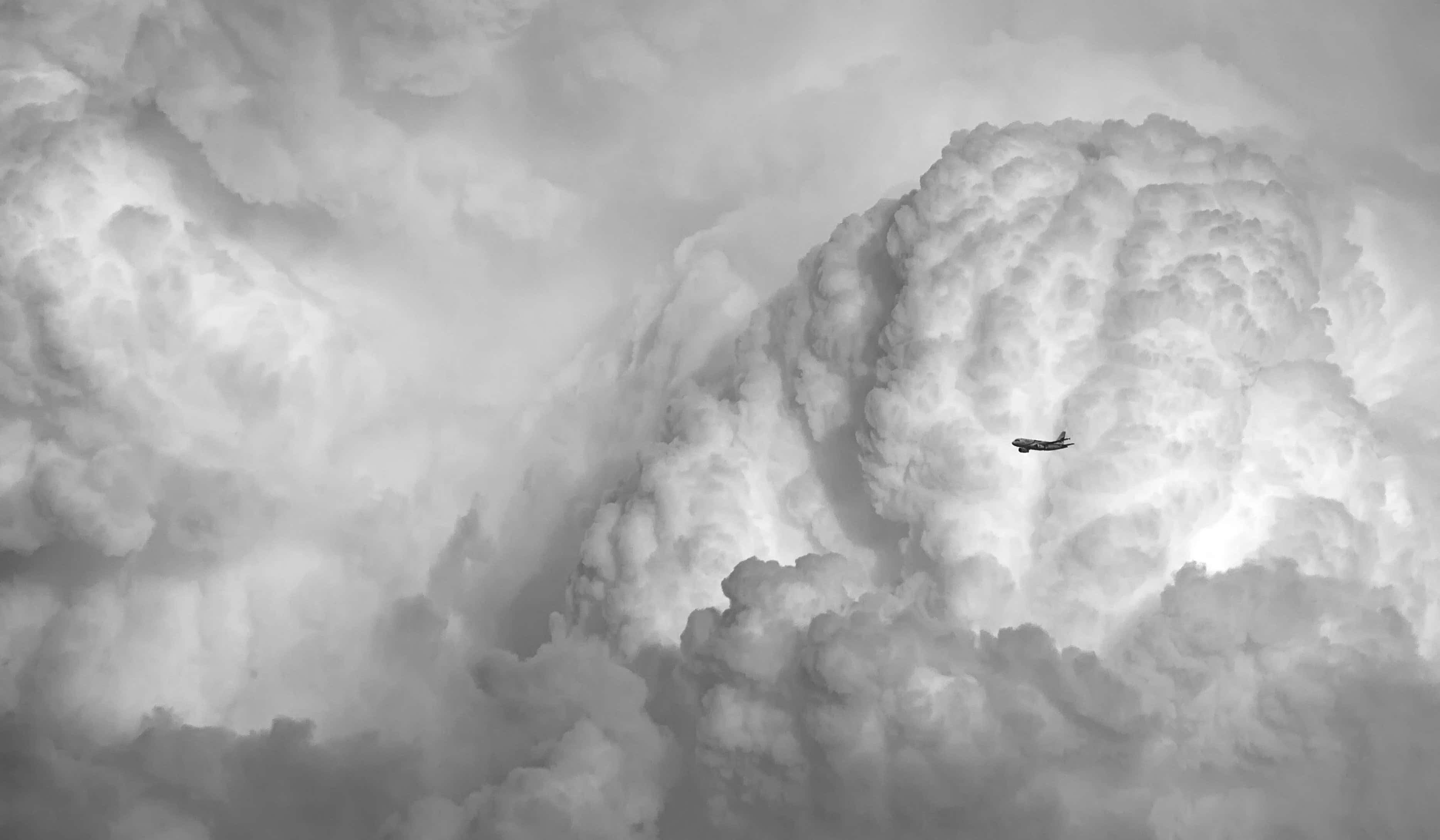Black And White Storm, airplane, towering textured clouds, 2K Desktop Wallpaper