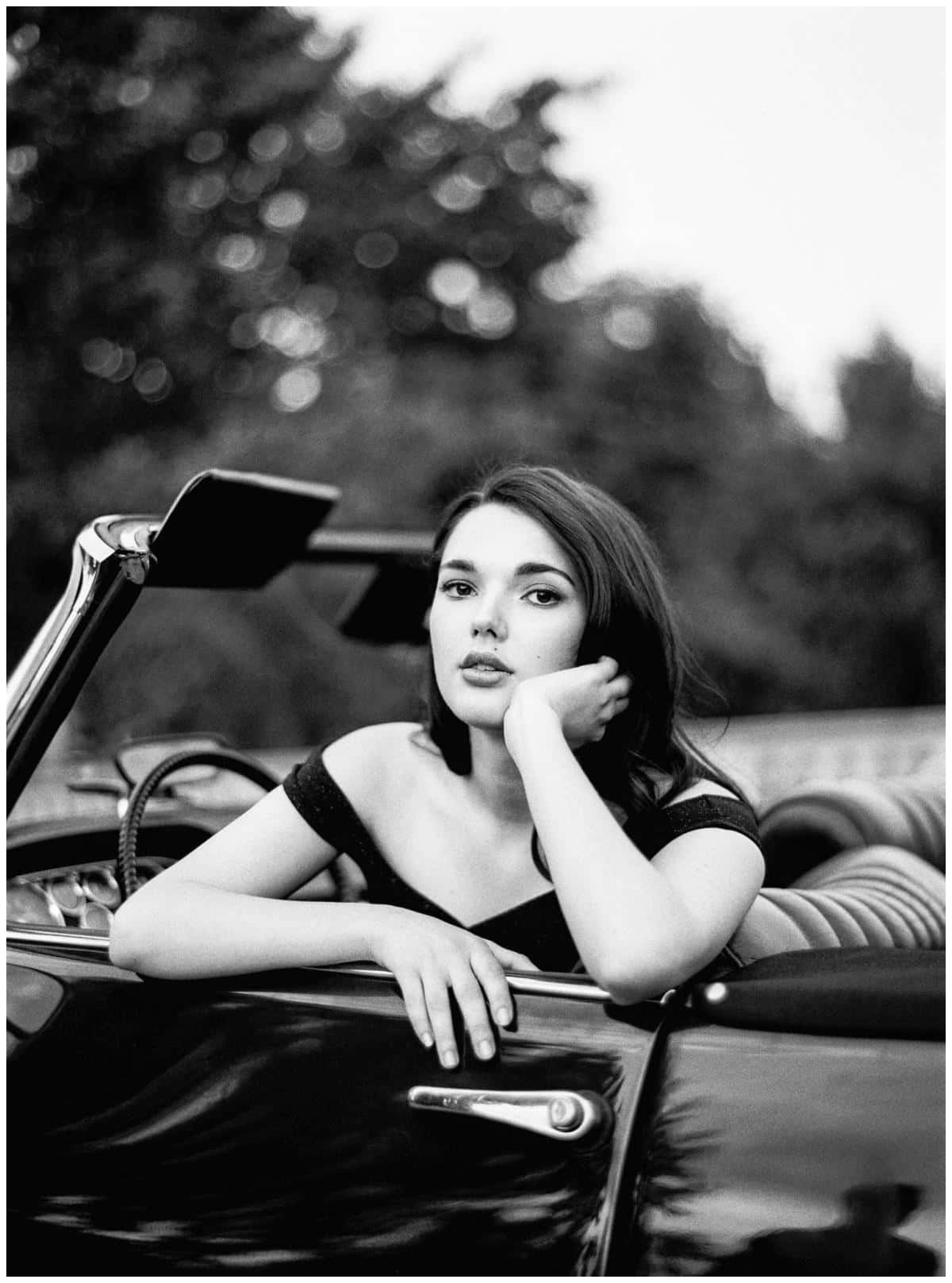 vintage convertible, black dress, tree-lined background, HD Phone Wallpaper
