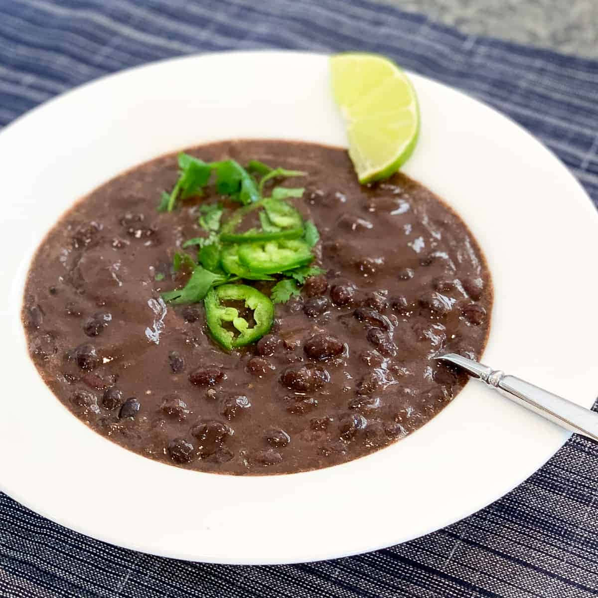 black bean soup, striped blue cloth, fresh cilantro, SD Desktop Wallpaper