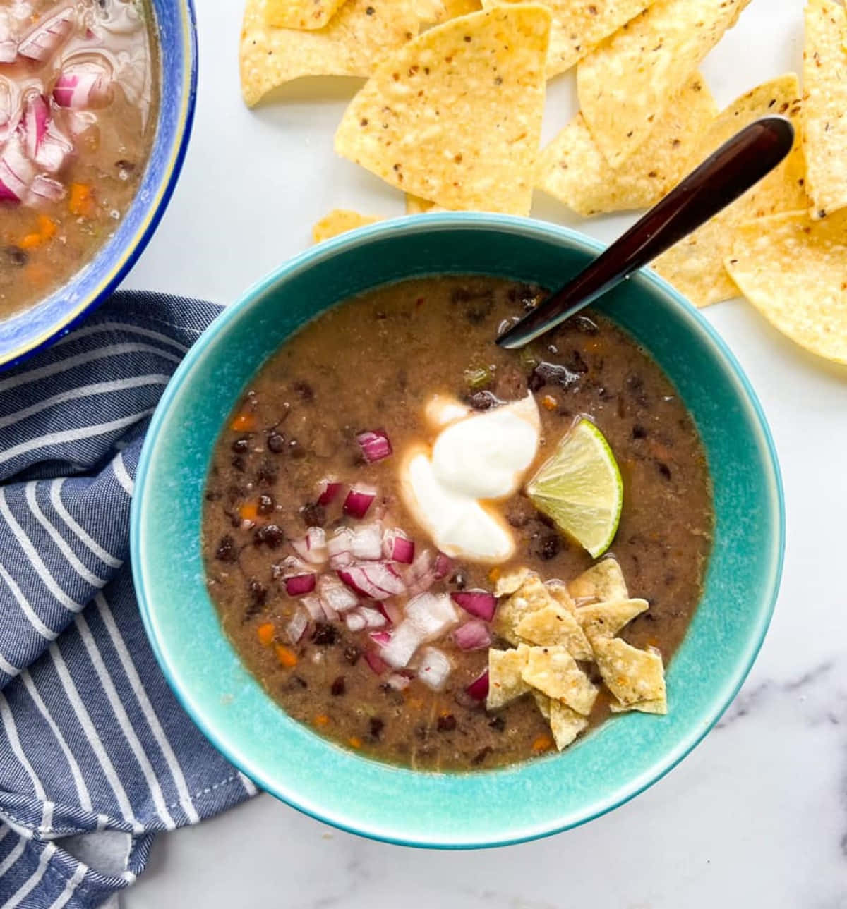 Black Bean Soup, turquoise bowl, sour cream, HD Phone Wallpaper